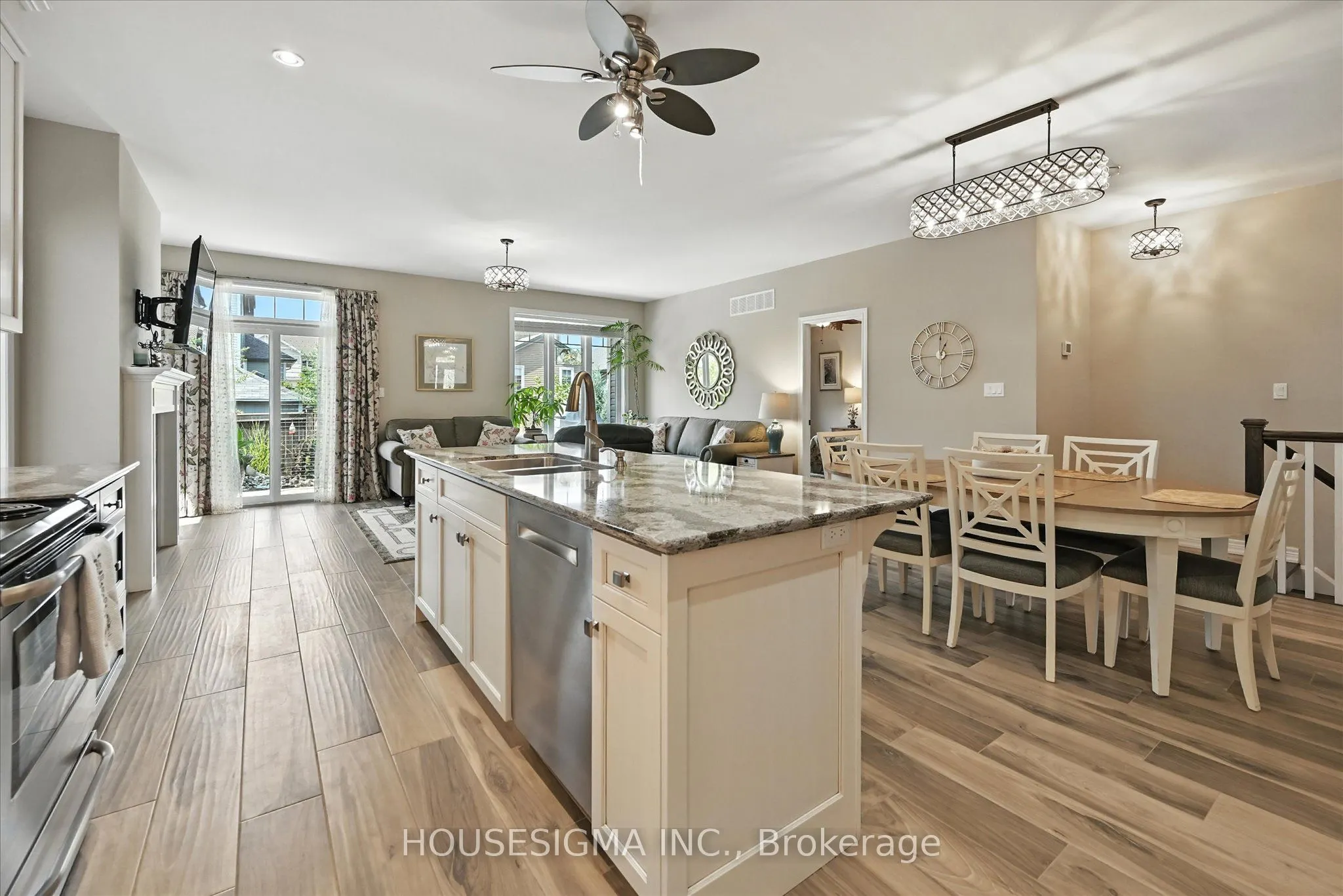 104 Anastasia Boulevard