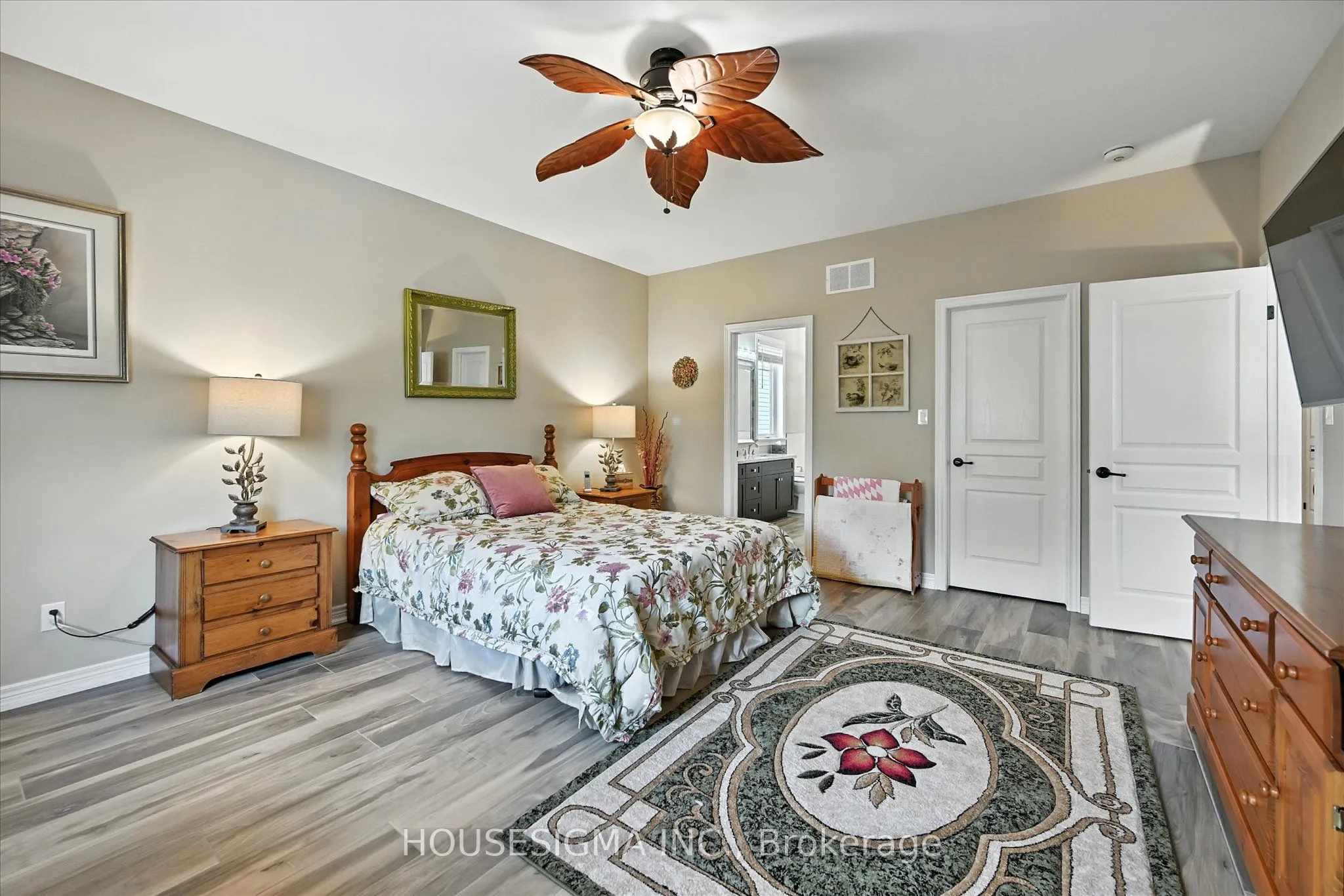104 Anastasia Boulevard
