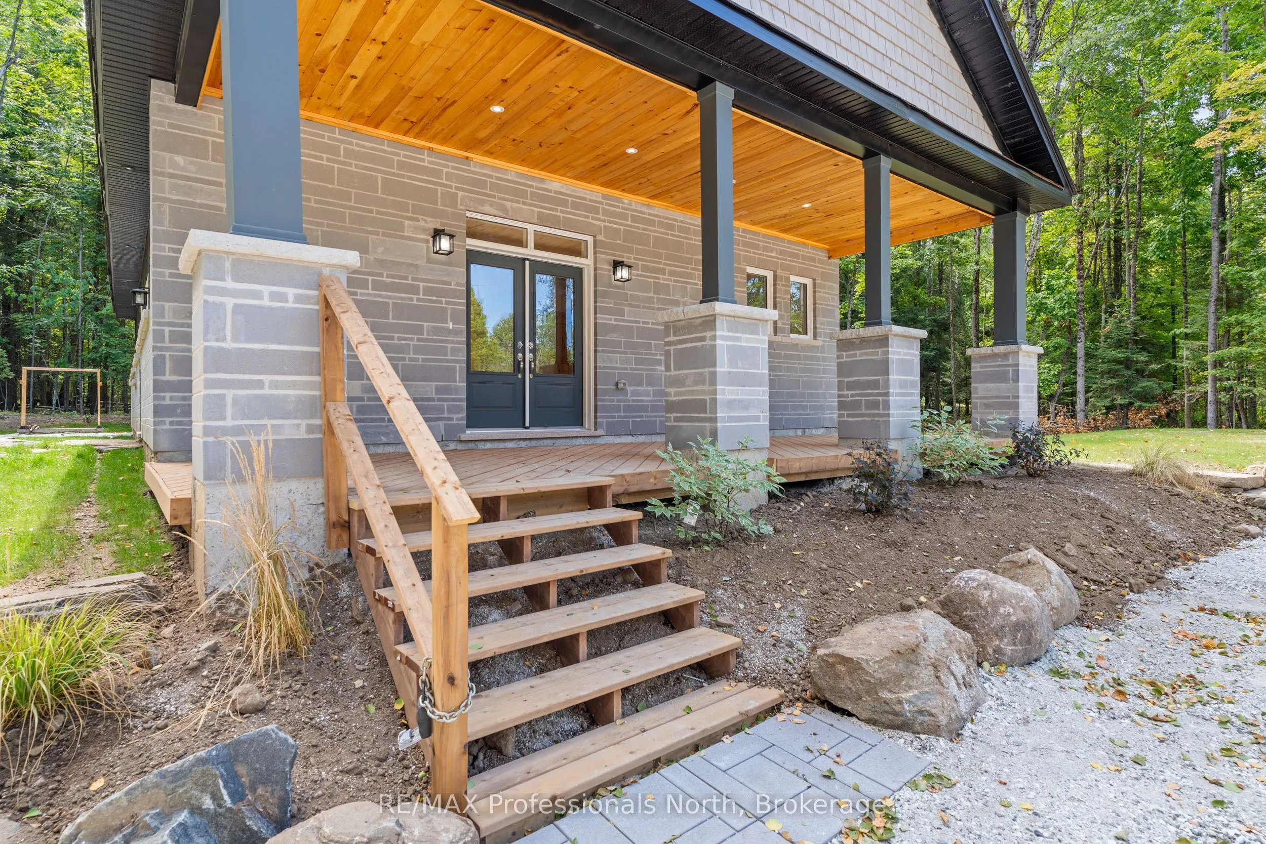1076 Angel Road