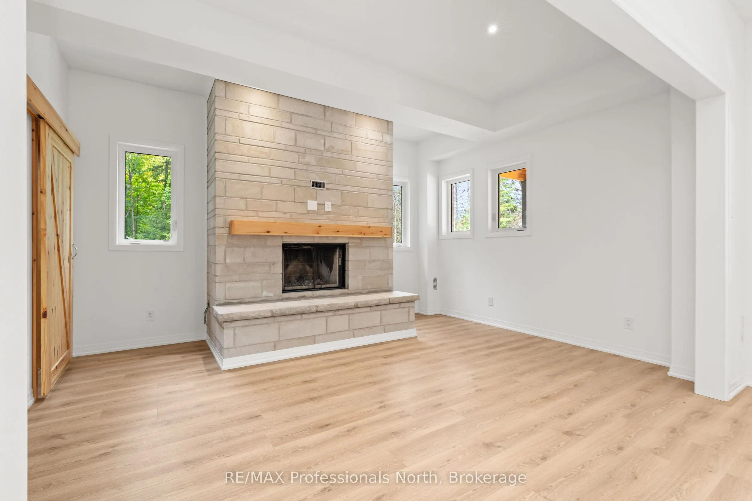 1076 Angel Road