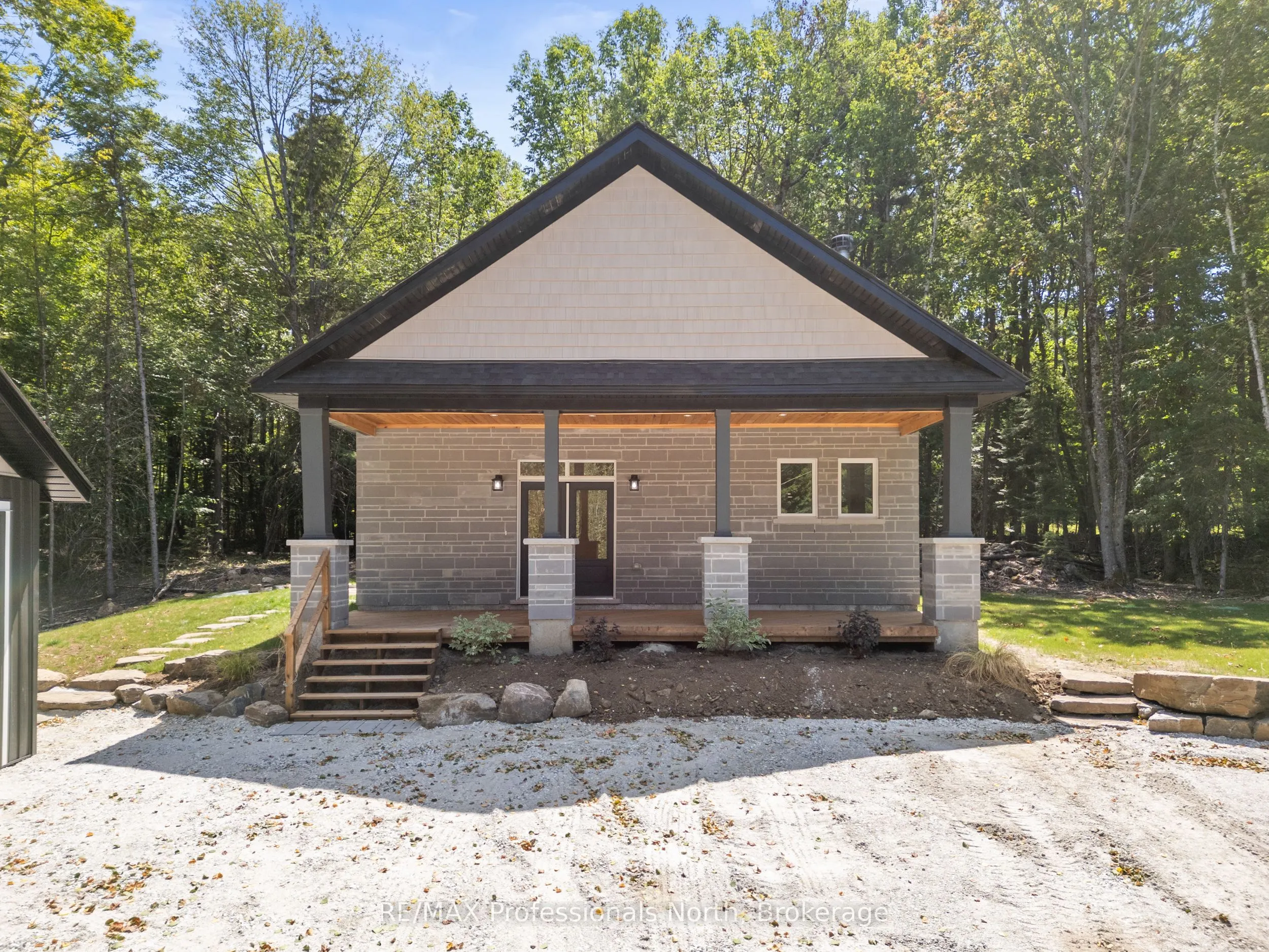 1076 Angel Road