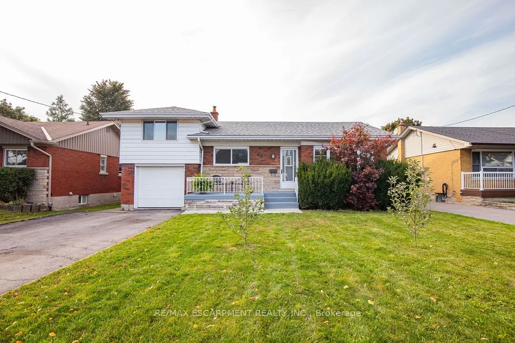 60 Ivy Lea Place