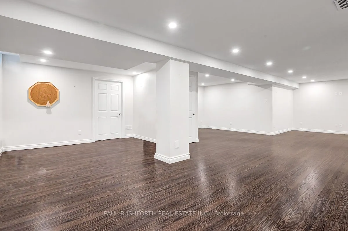 89 Hawk Crescent