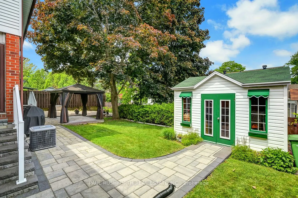 89 Hawk Crescent