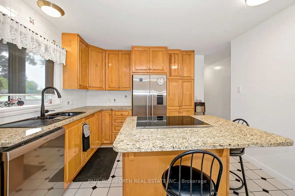 89 Hawk Crescent
