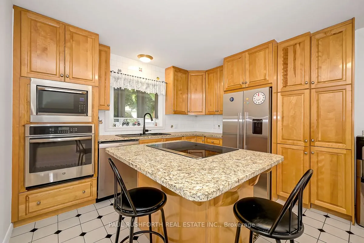 89 Hawk Crescent