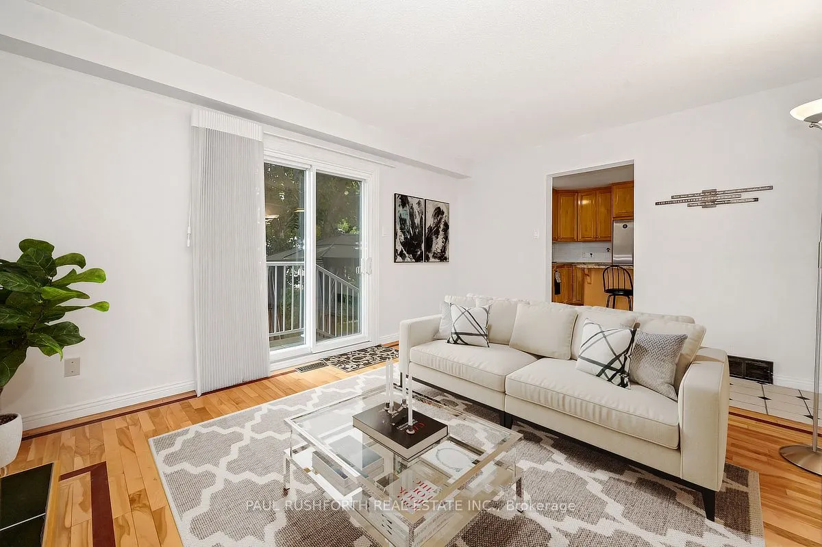 89 Hawk Crescent
