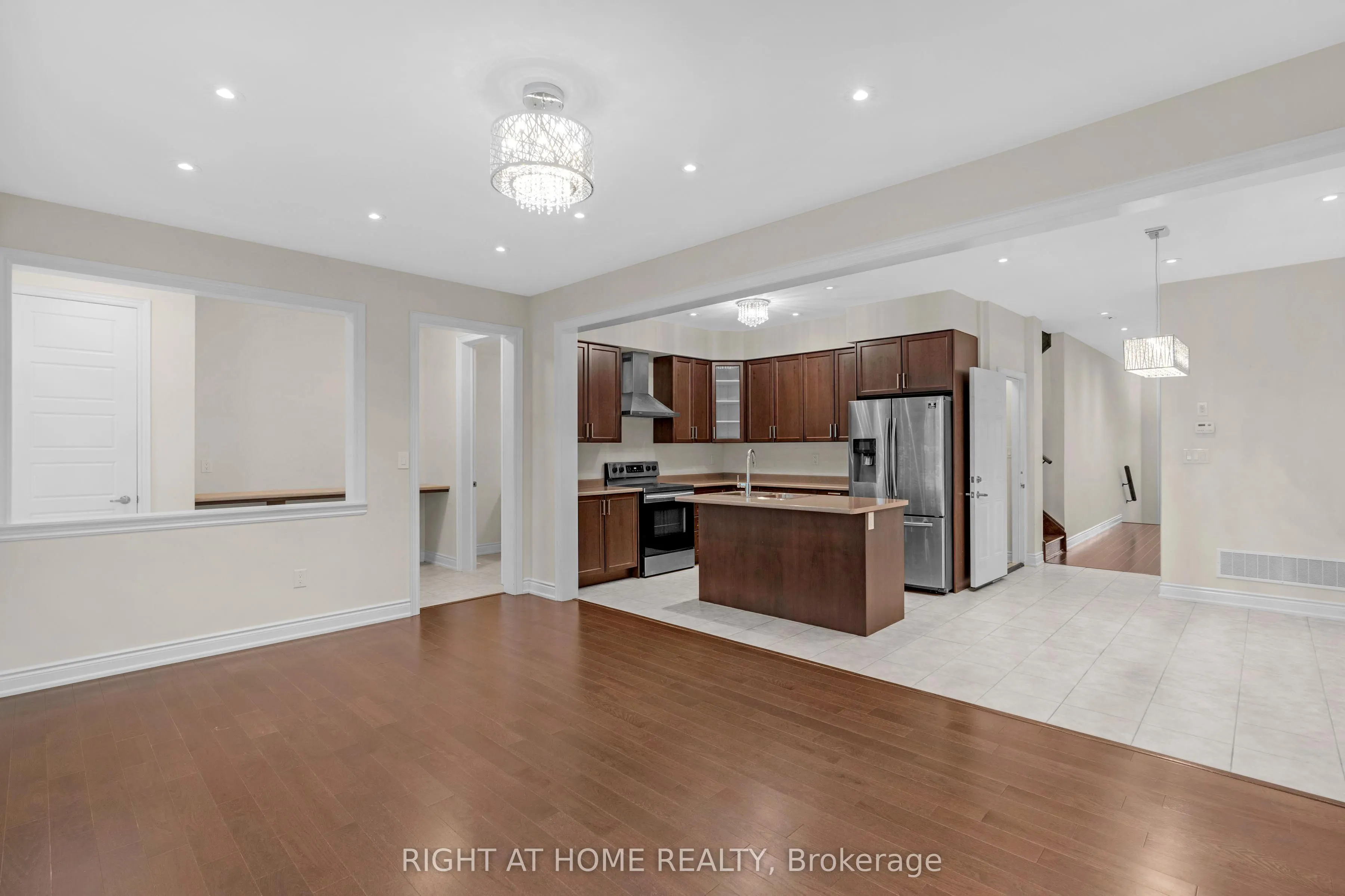 223 Thompson Road