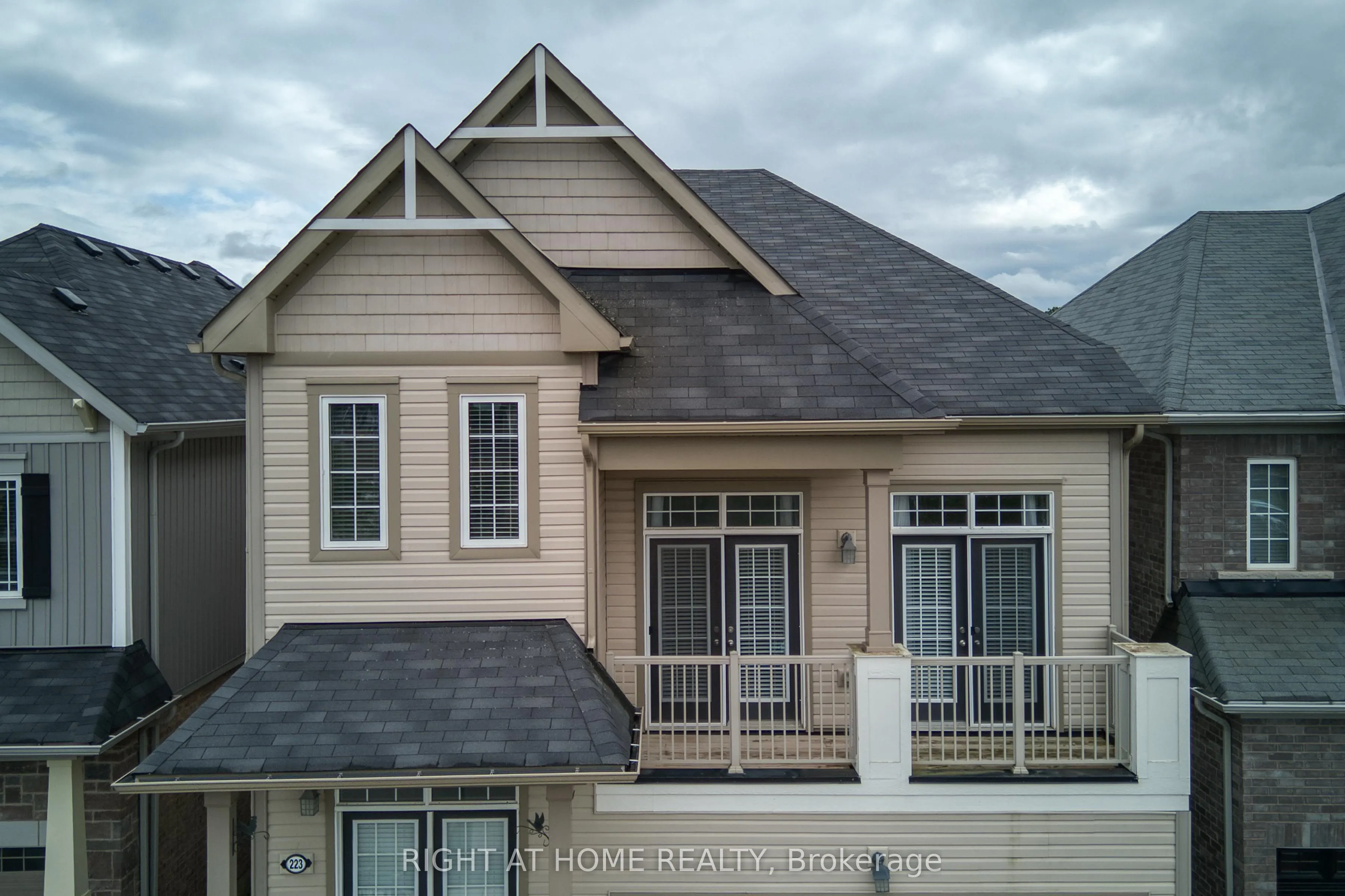 223 Thompson Road