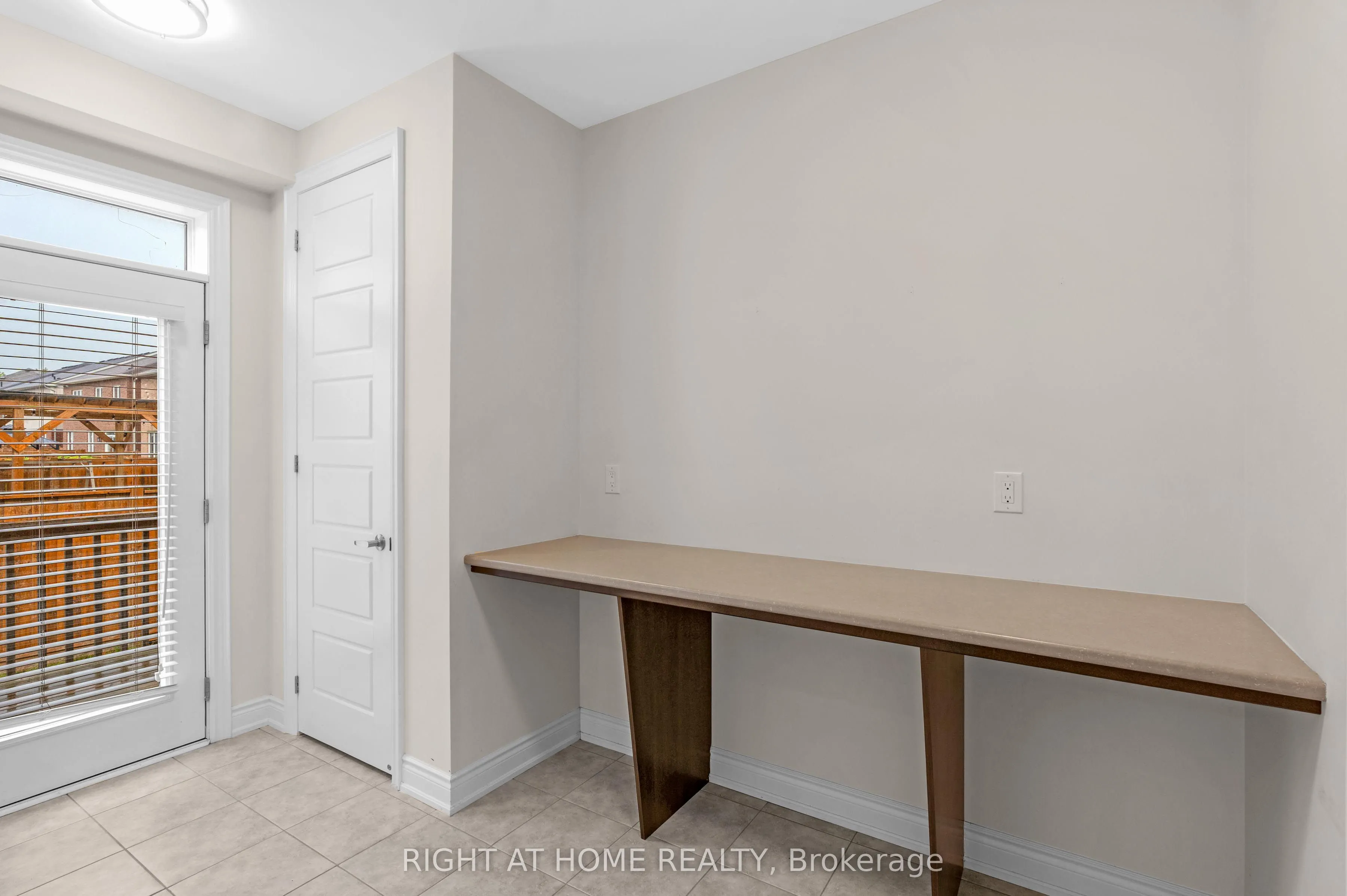 223 Thompson Road