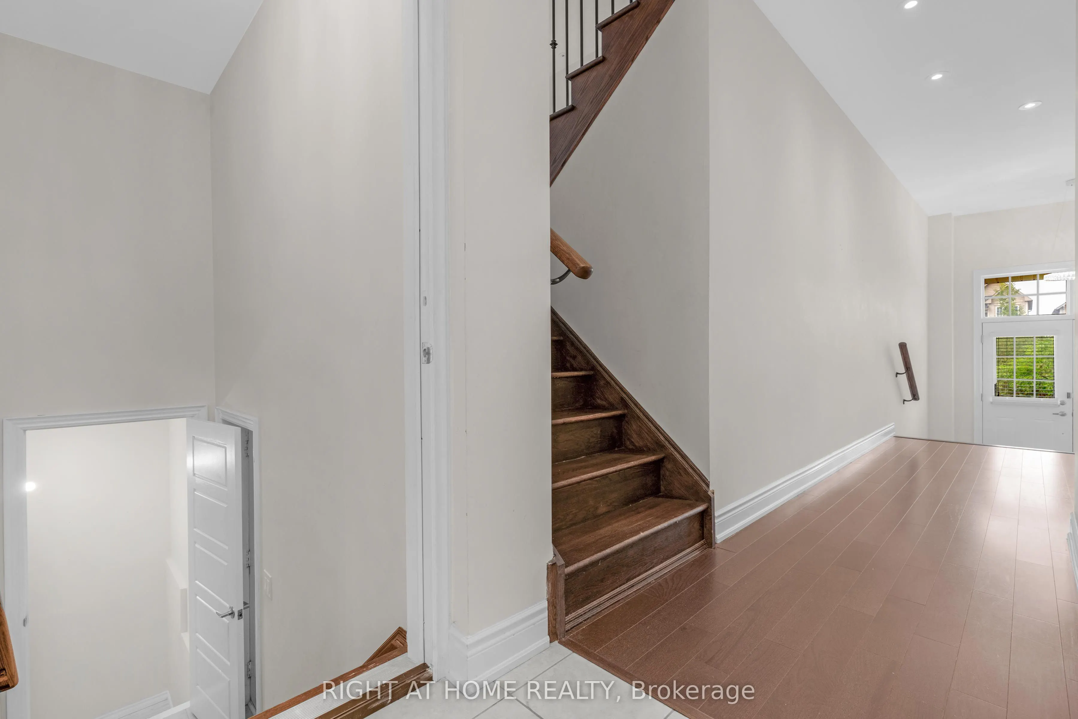 223 Thompson Road