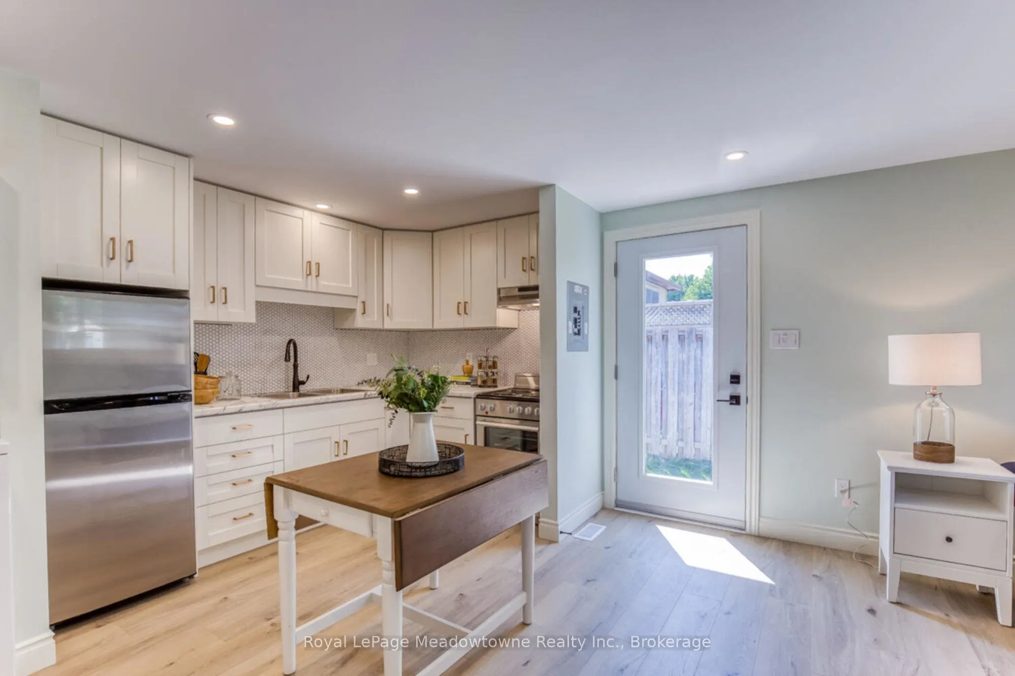 30 Cluthe Crescent