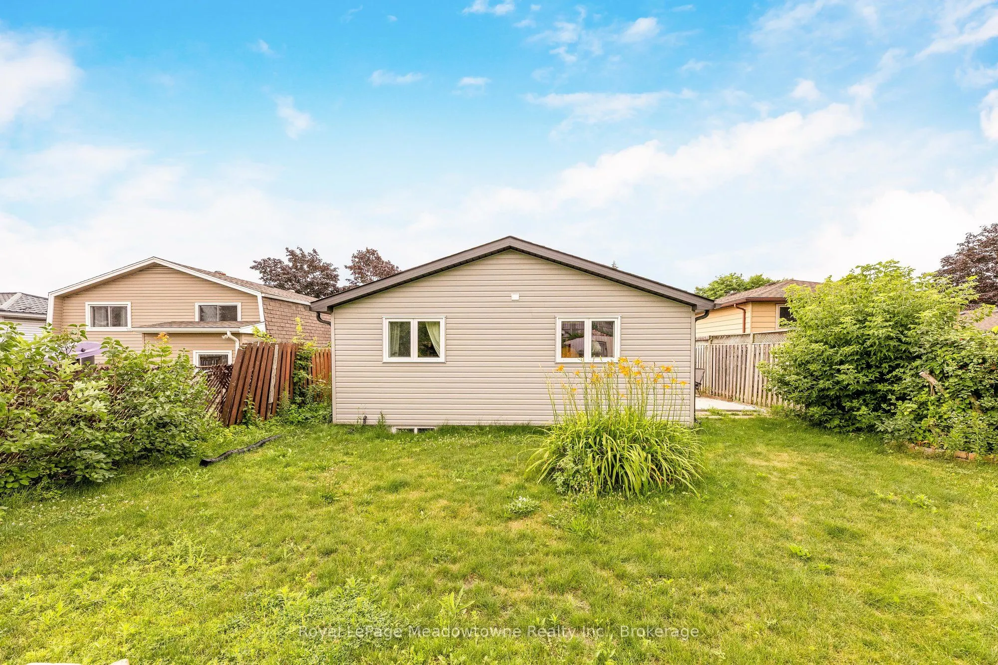 30 Cluthe Crescent