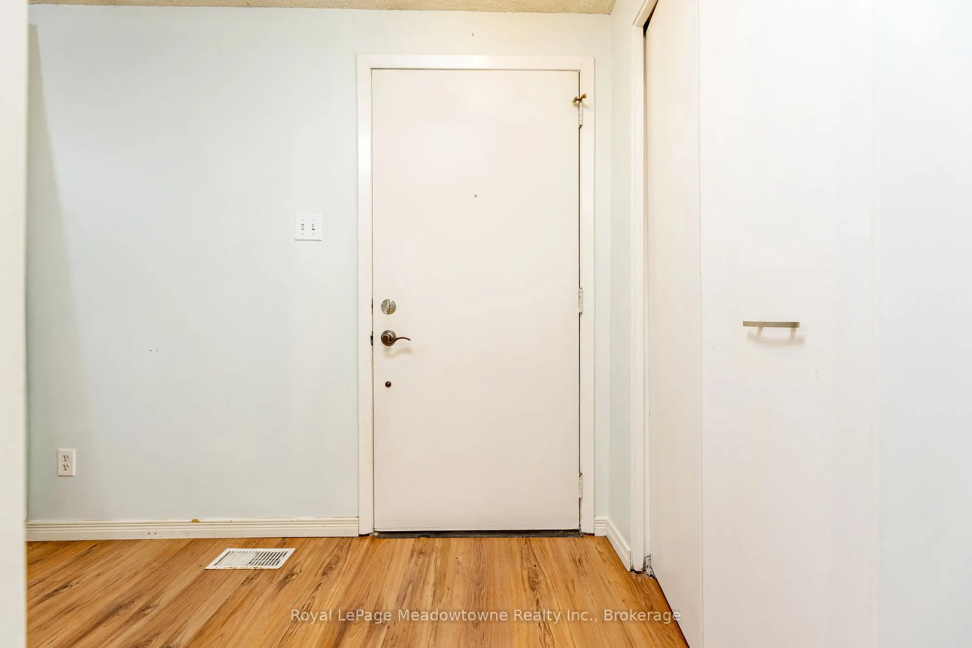 30 Cluthe Crescent