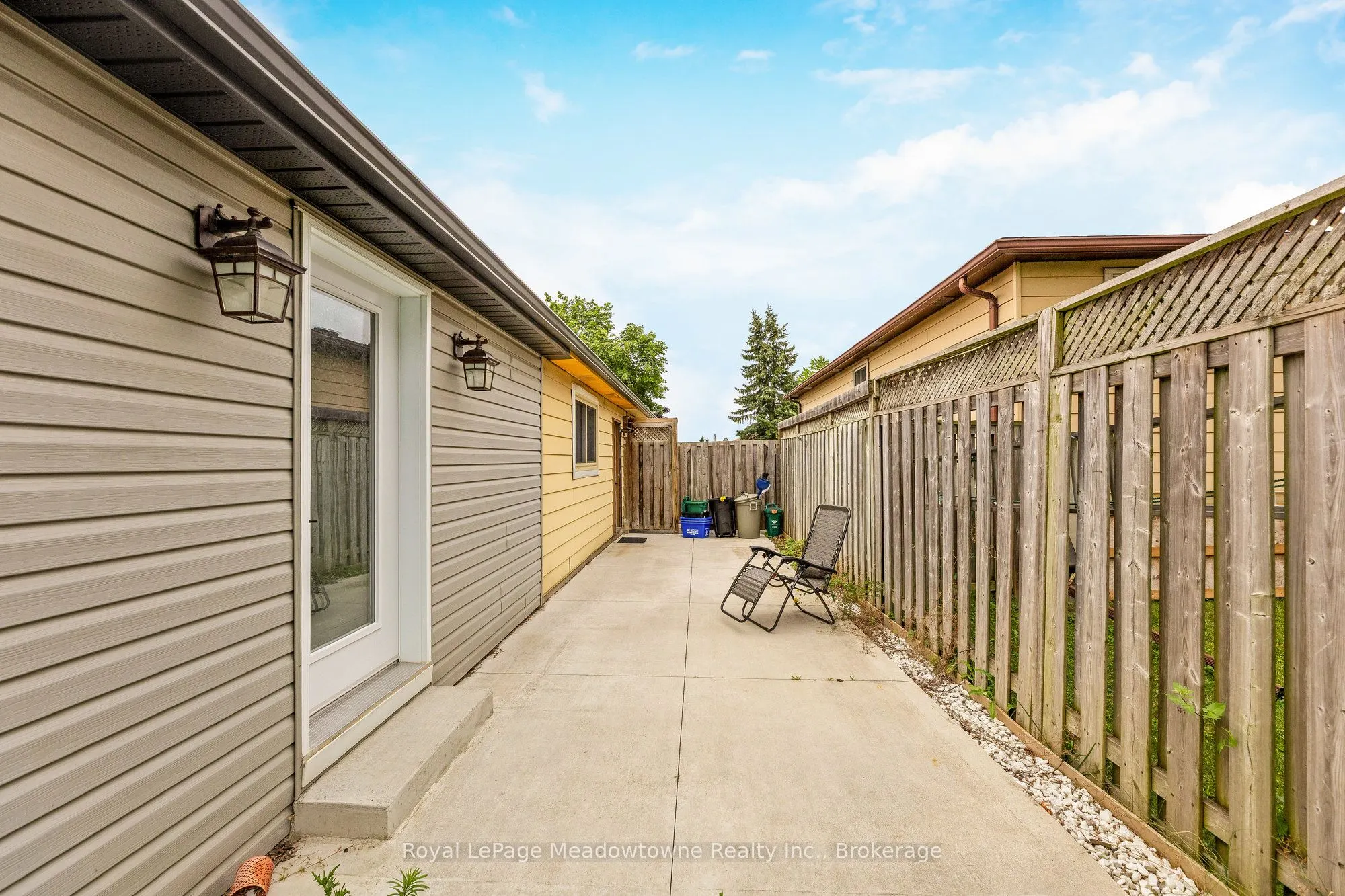 30 Cluthe Crescent