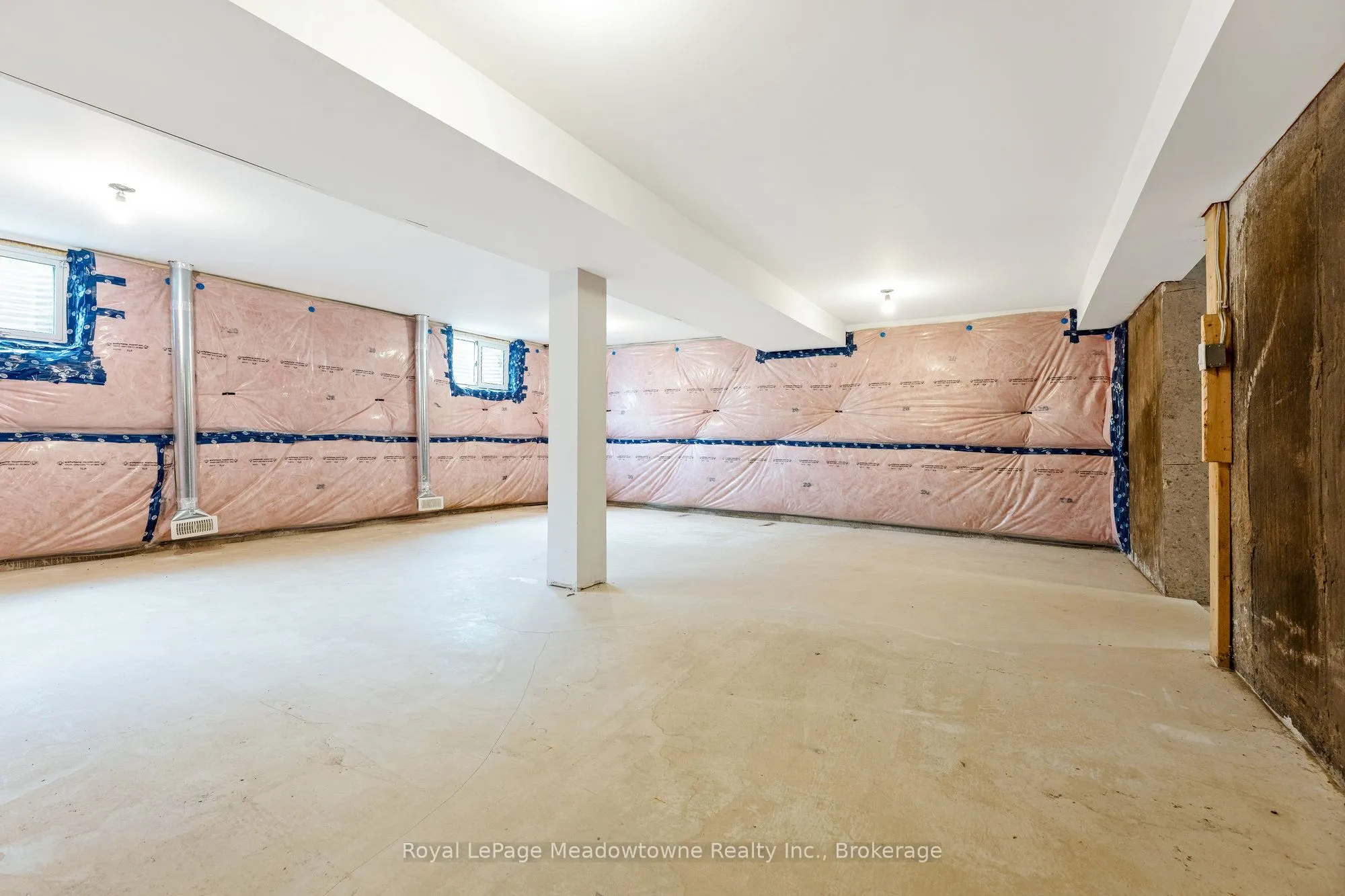 30 Cluthe Crescent