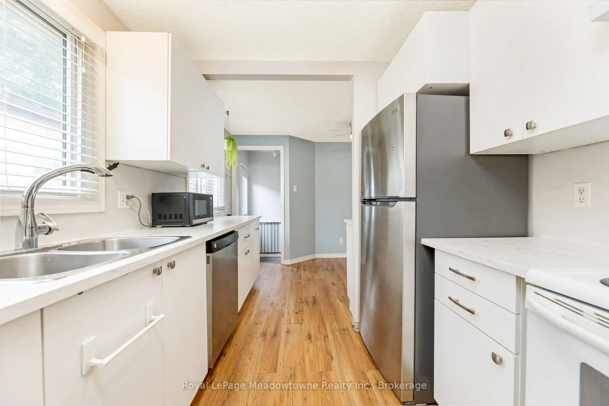 30 Cluthe Crescent