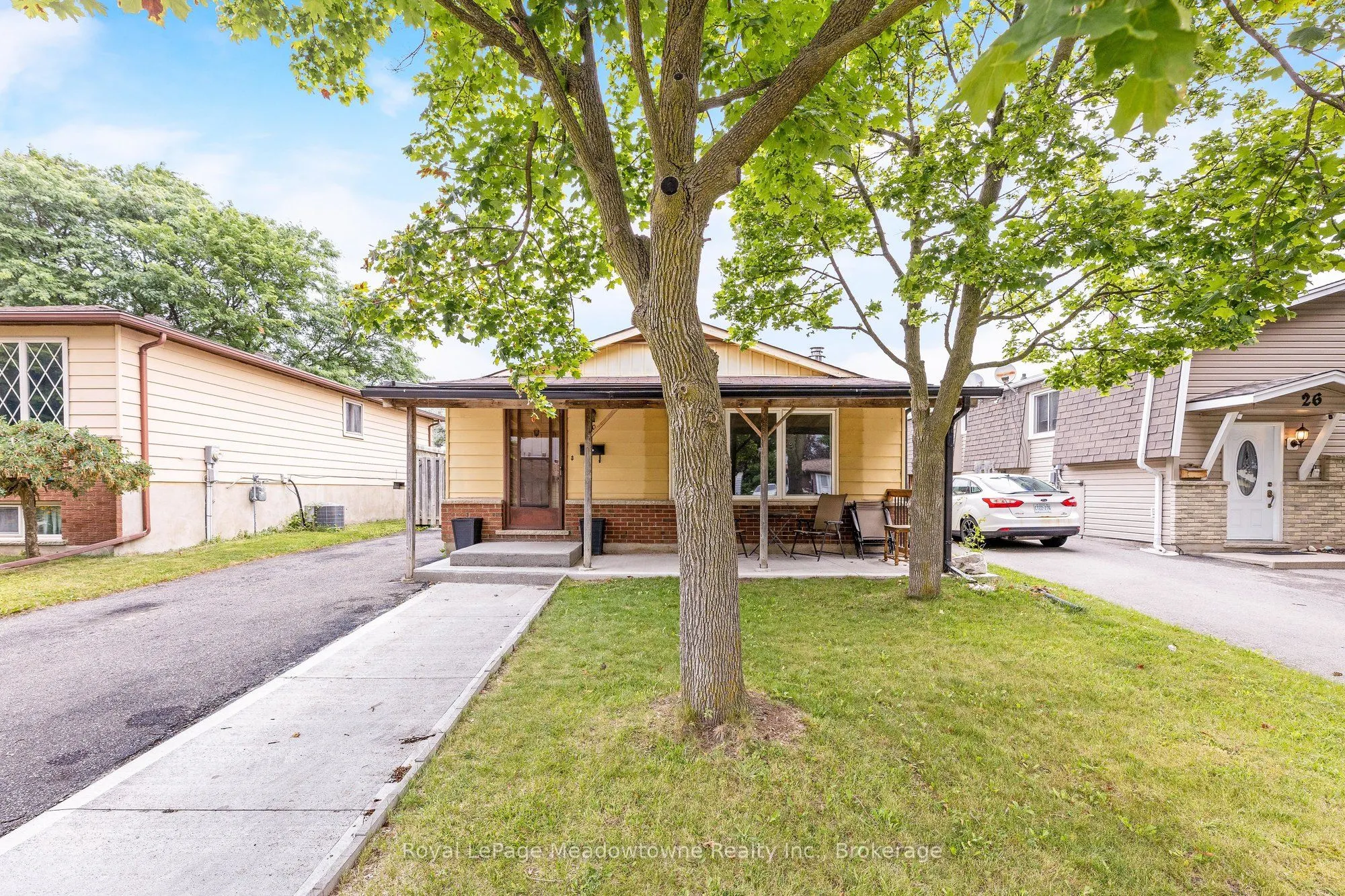 30 Cluthe Crescent