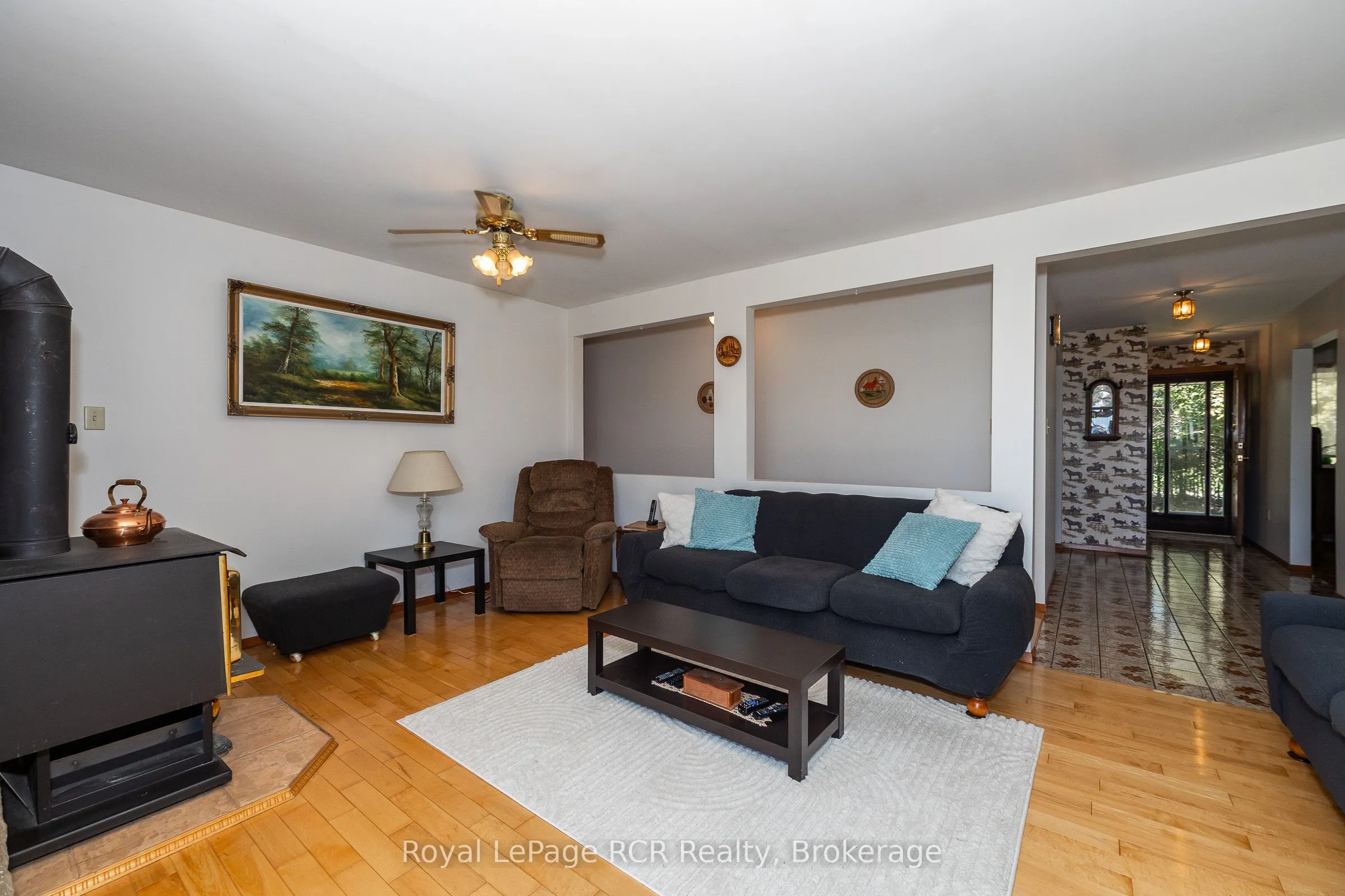 260456 Sideroad 200 S