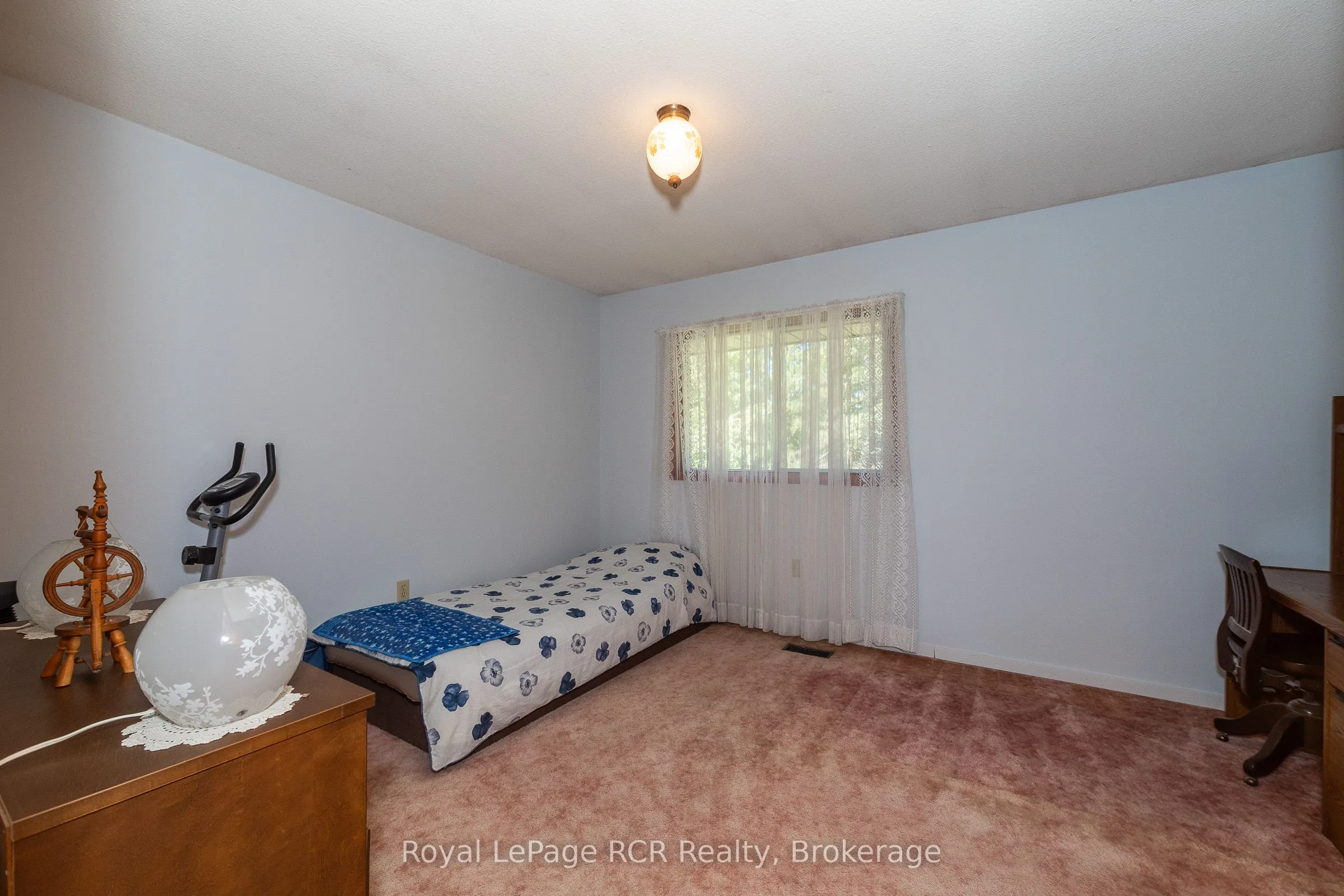 260456 Sideroad 200 S
