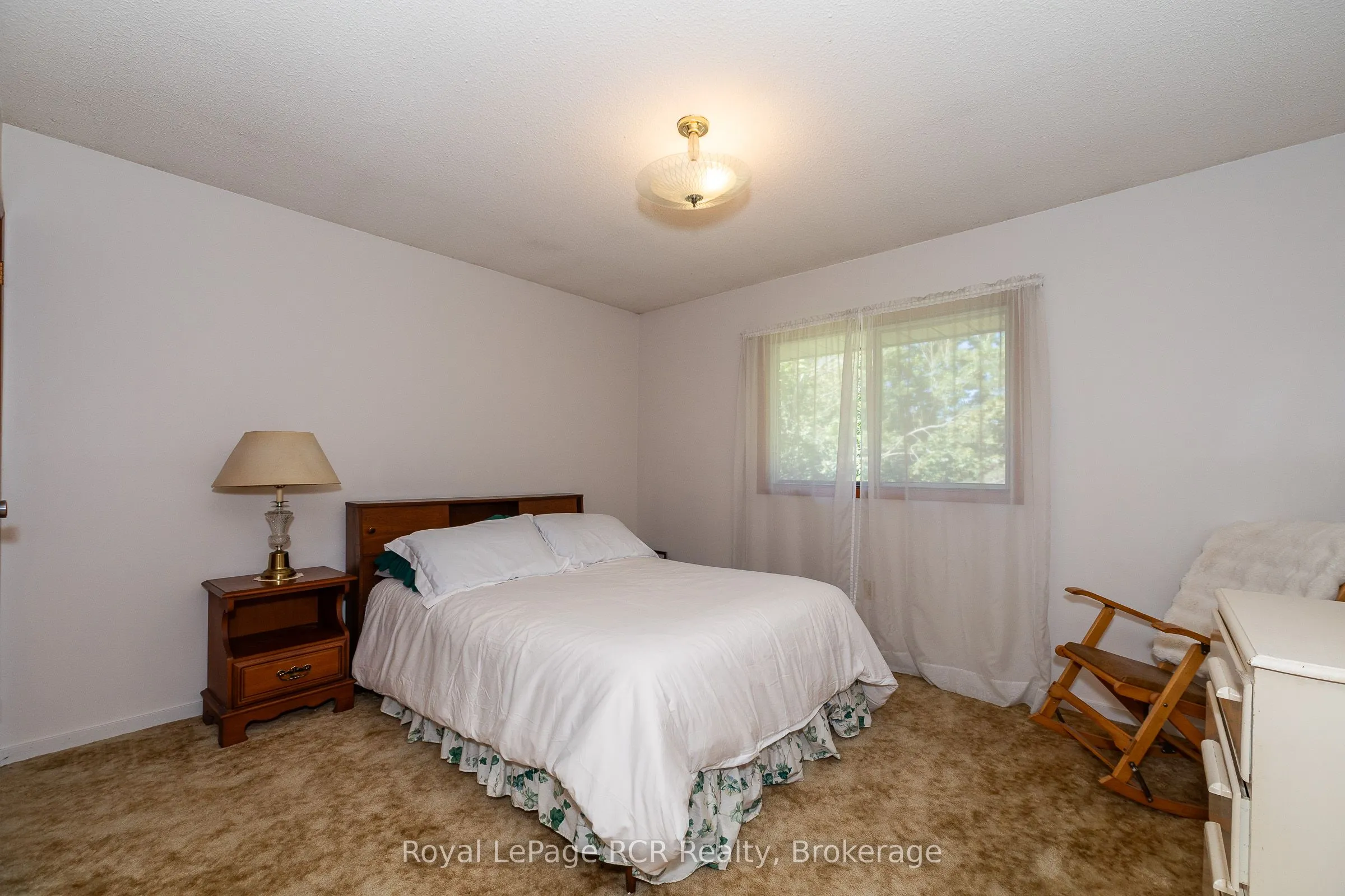 260456 Sideroad 200 S