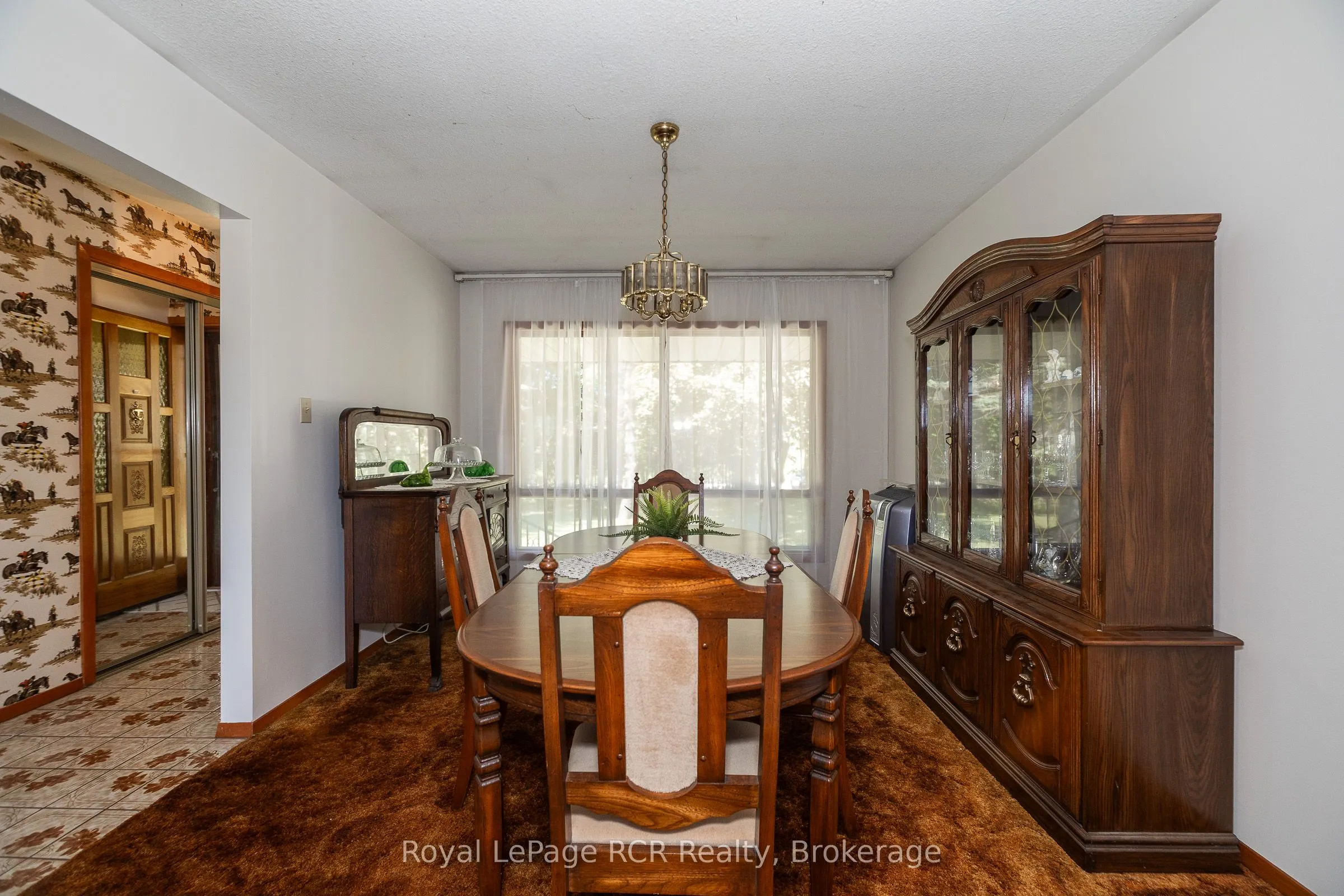 260456 Sideroad 200 S