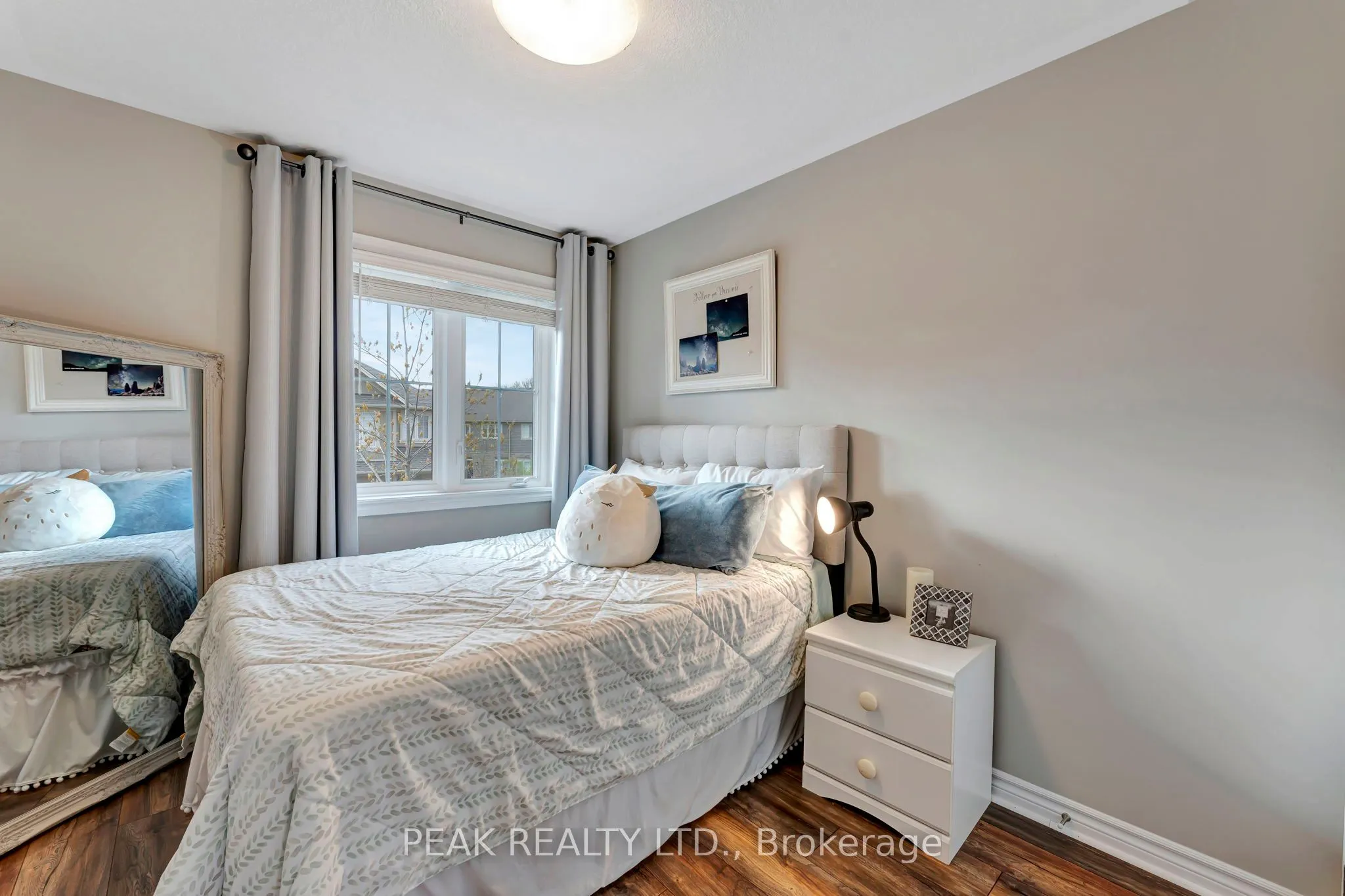80 Willow Street, #33