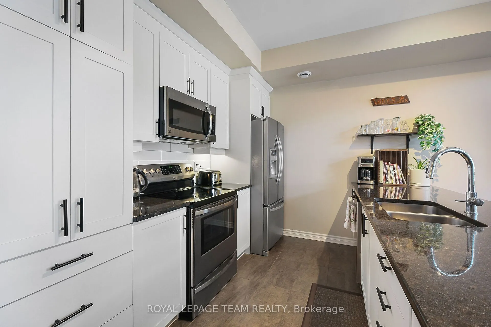 220 Pembina Private, #18