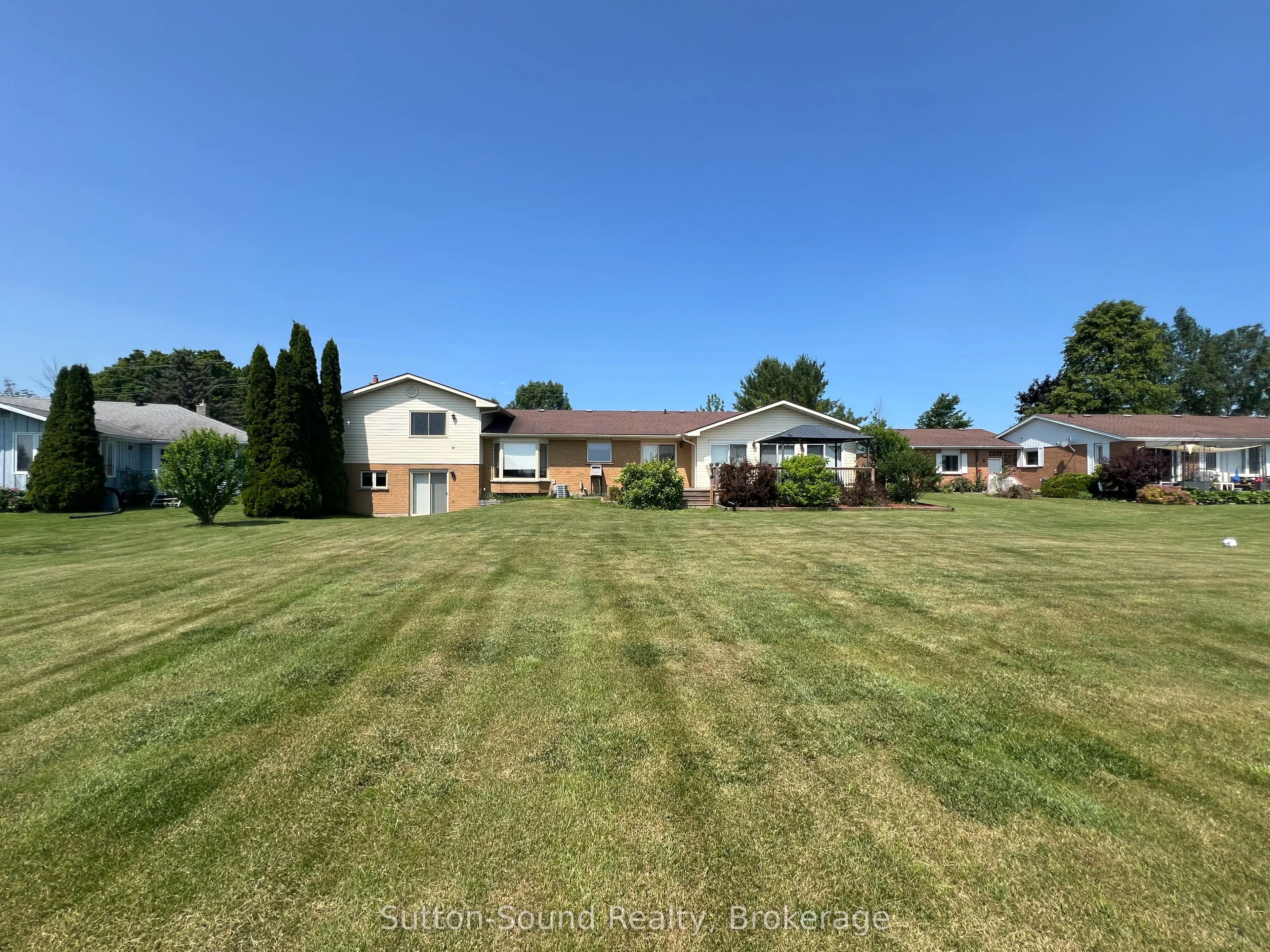 178463 Grey Rd 17 Road