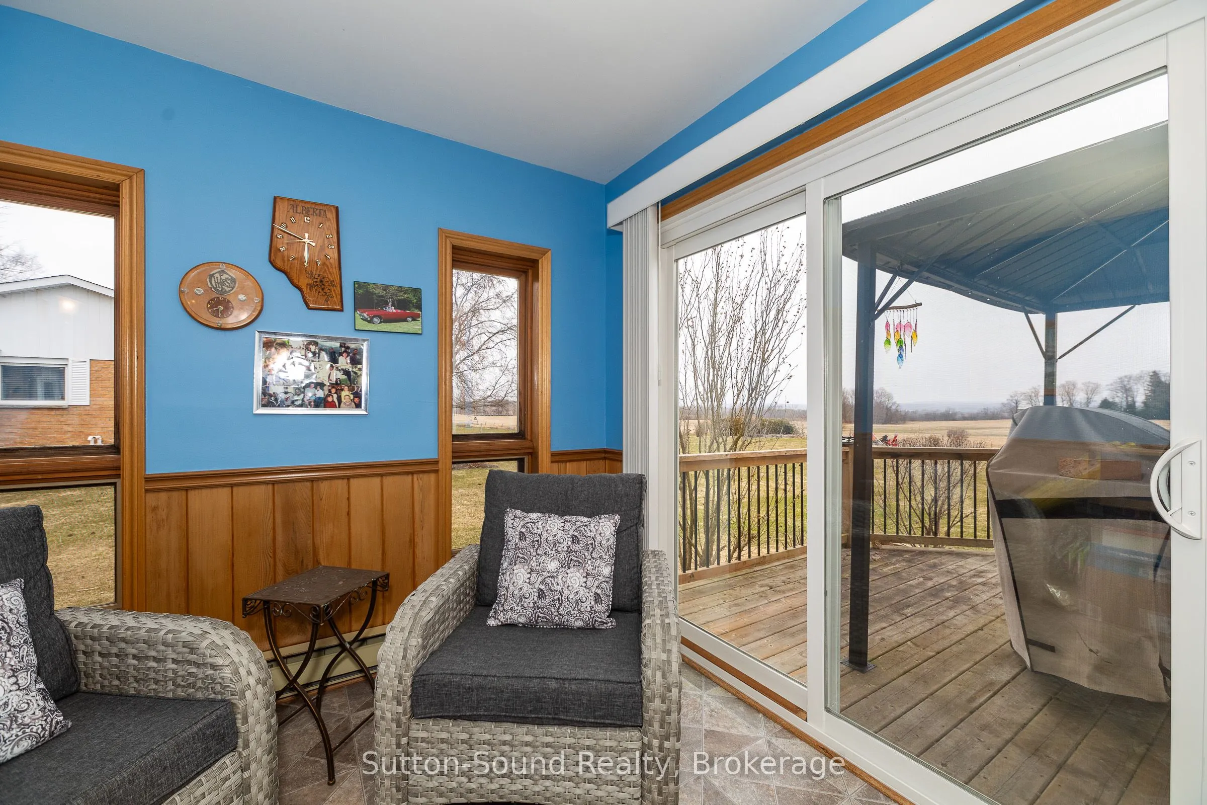 178463 Grey Rd 17 Road
