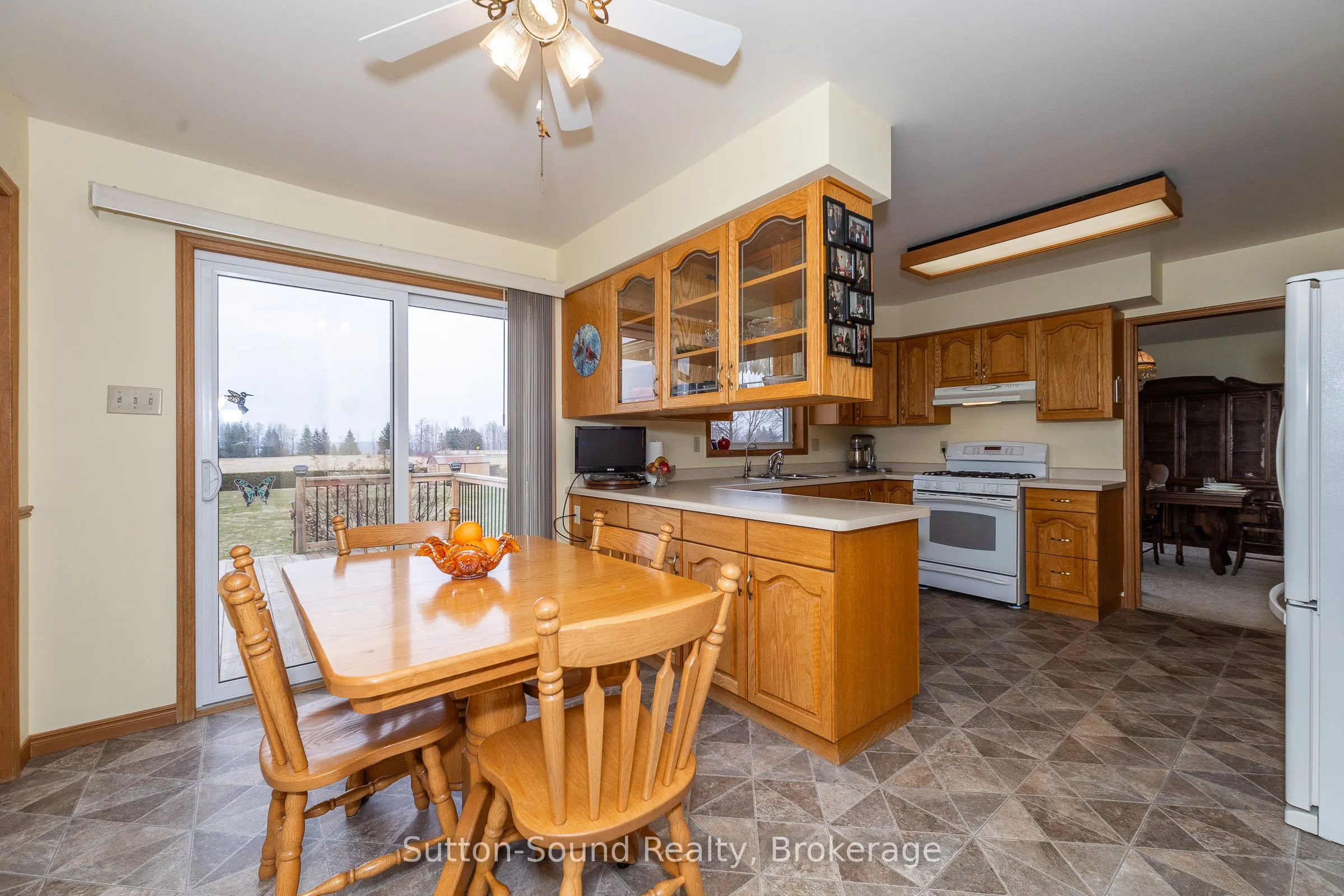 178463 Grey Rd 17 Road