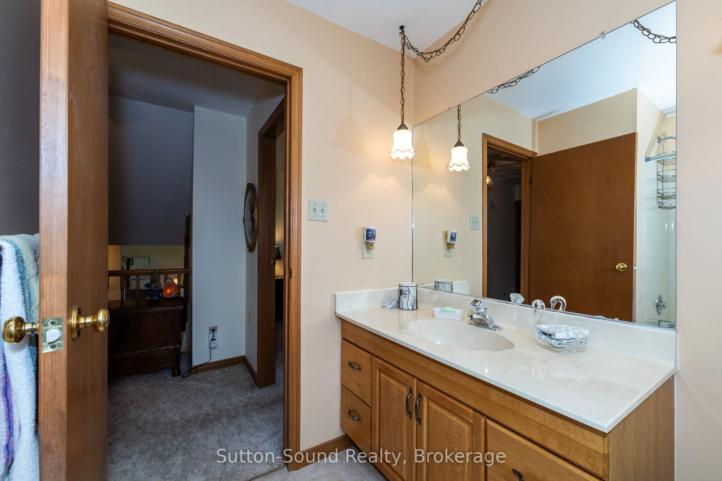 178463 Grey Rd 17 Road