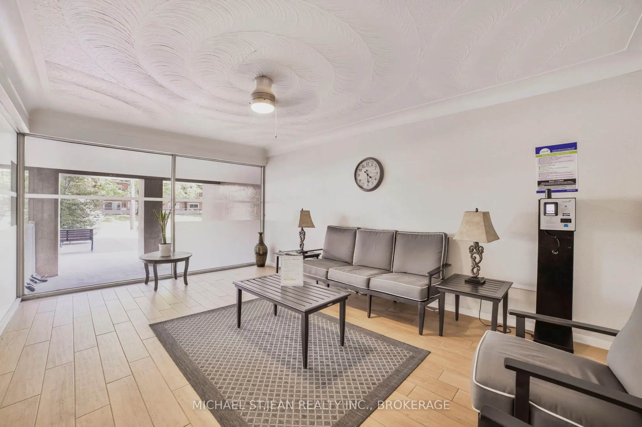 8 Woodman Drive S, #808