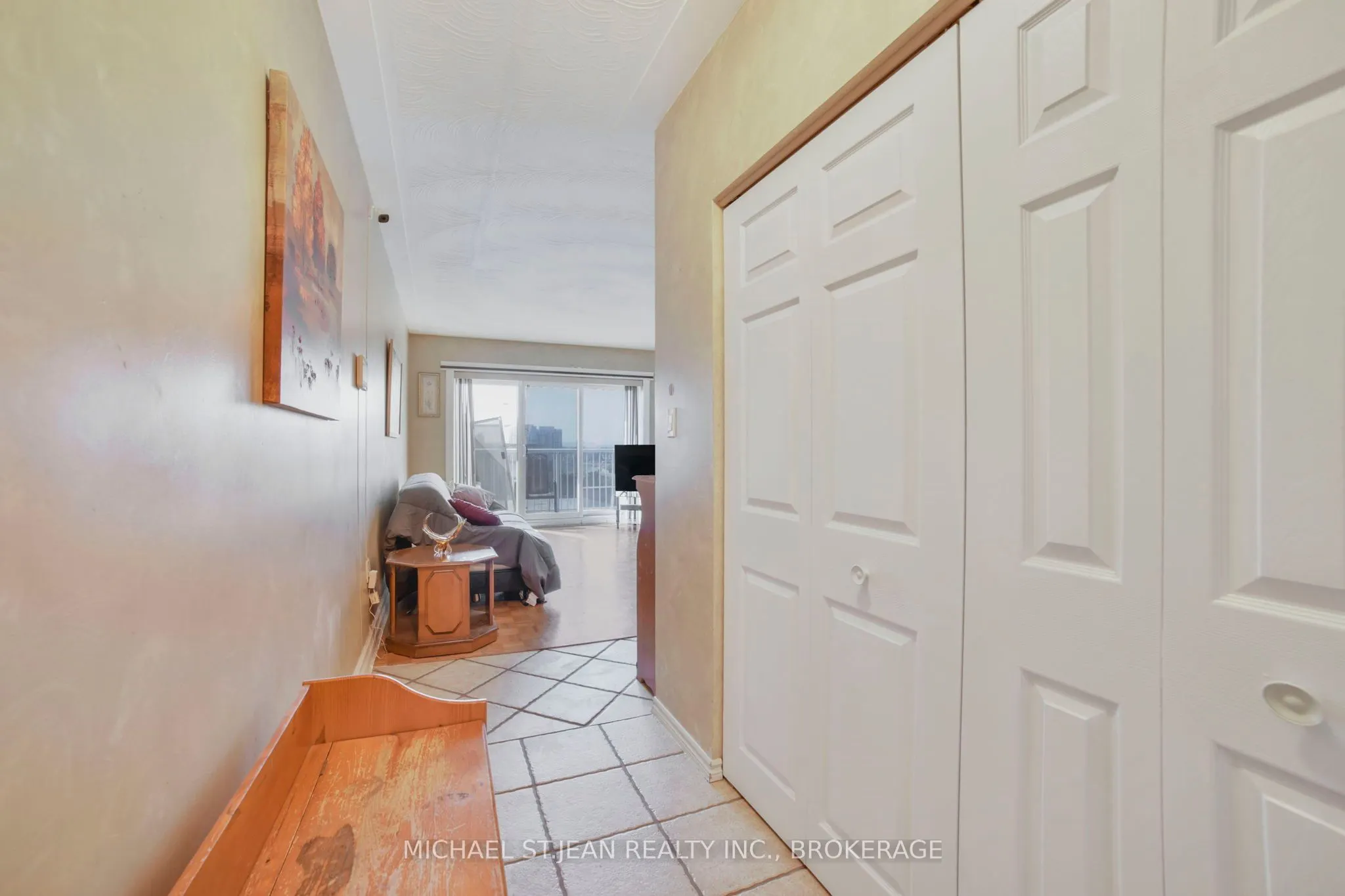 8 Woodman Drive S, #808