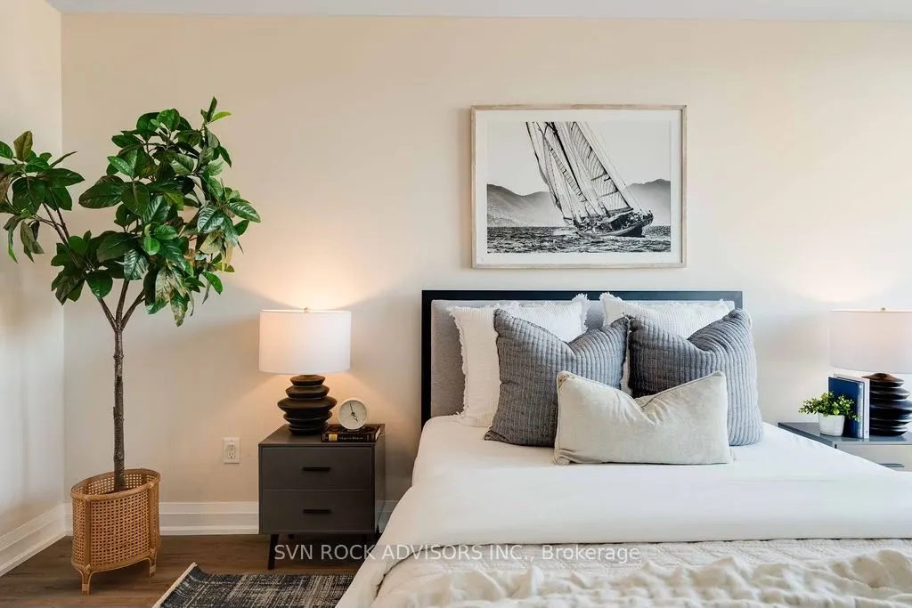 660 Sunningdale Road E, #430