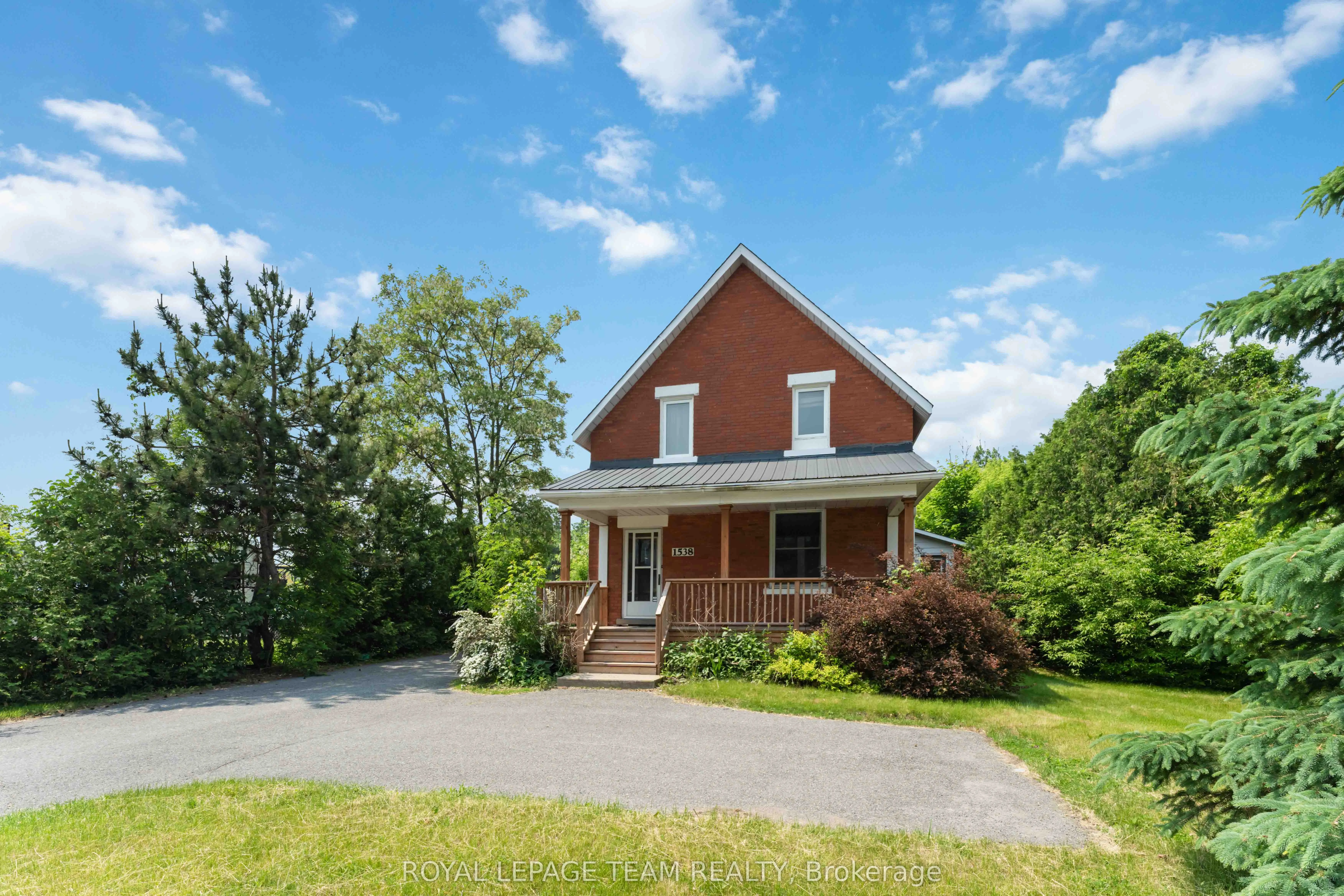 1538 Stittsville Main Street