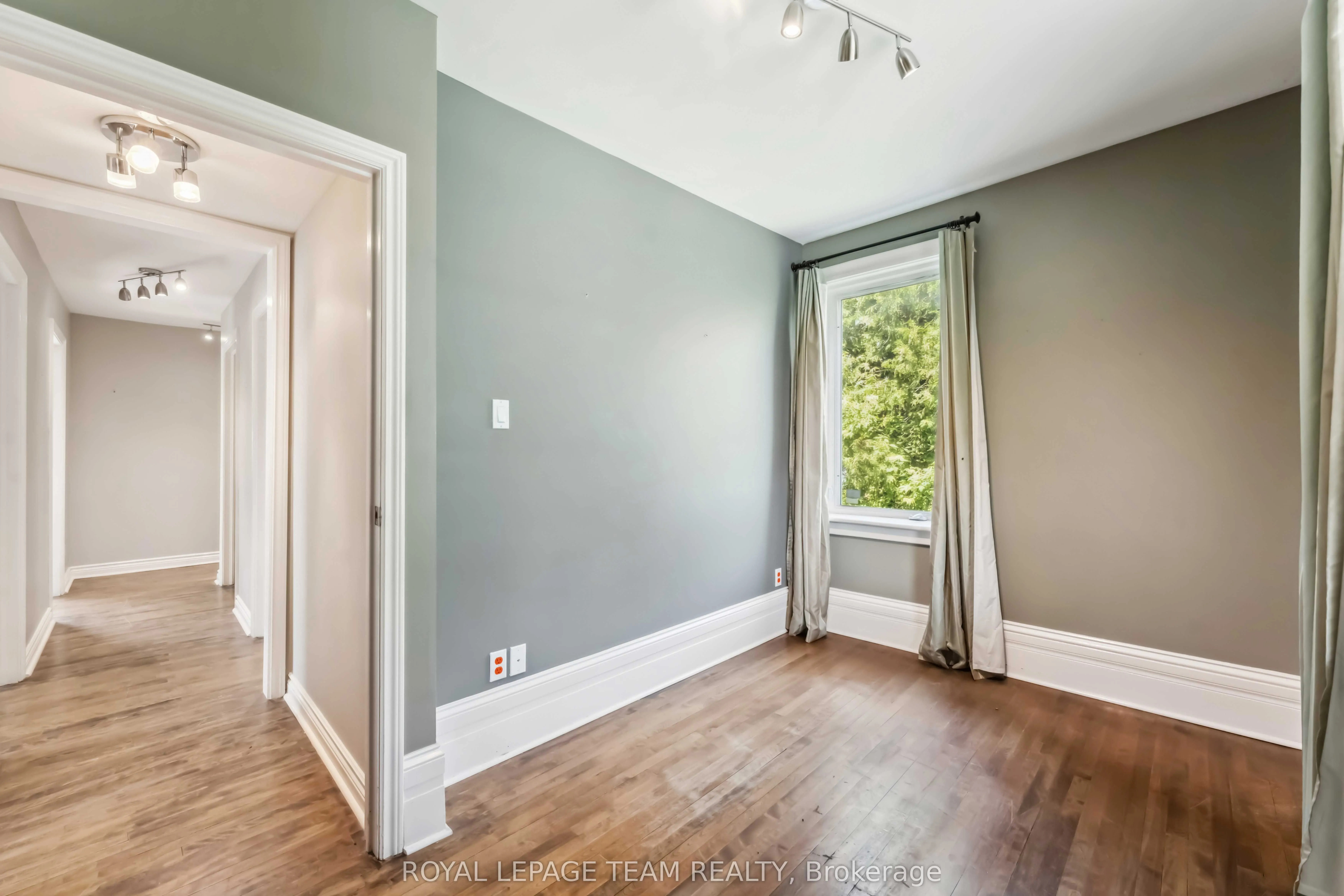 1538 Stittsville Main Street