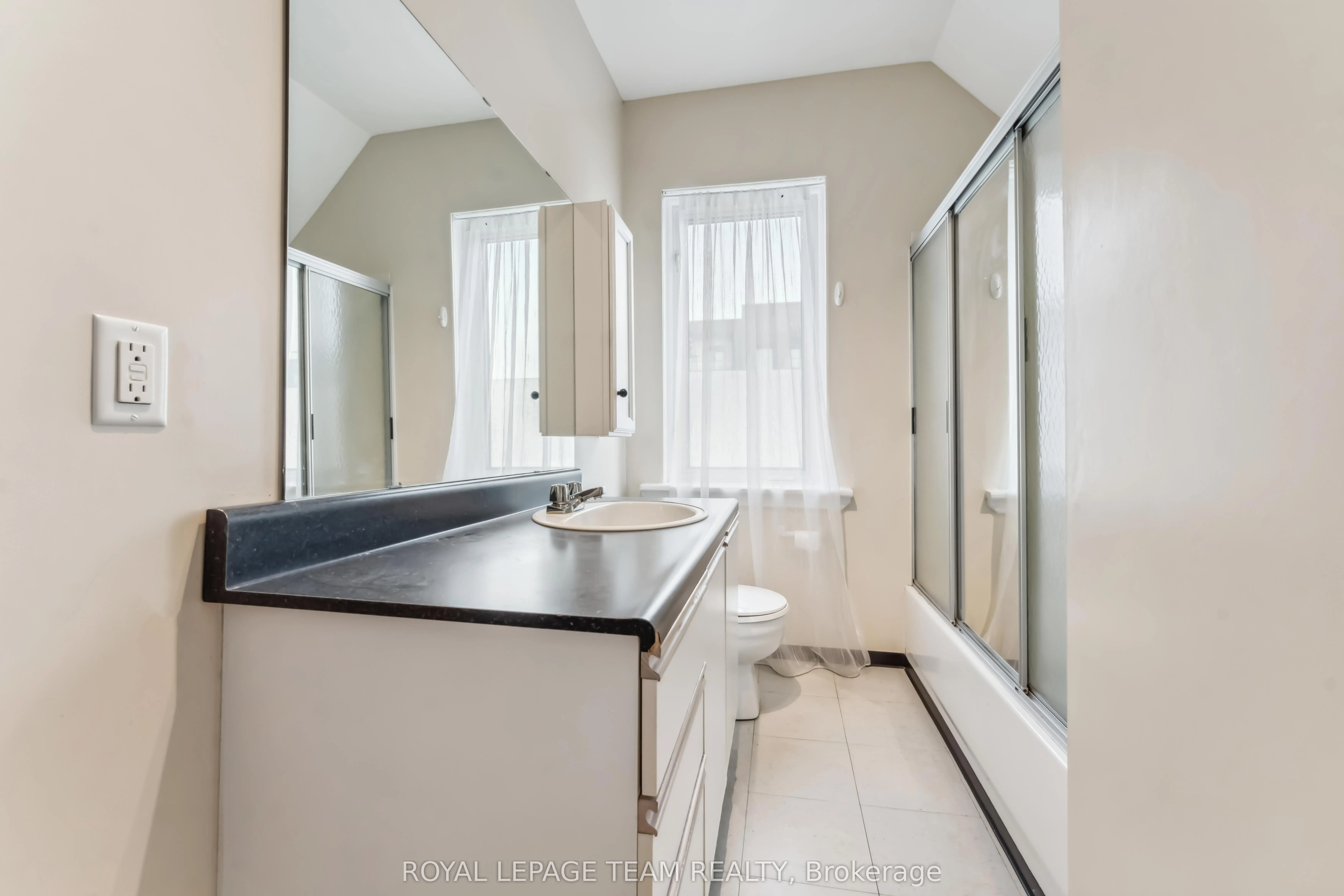 1538 Stittsville Main Street