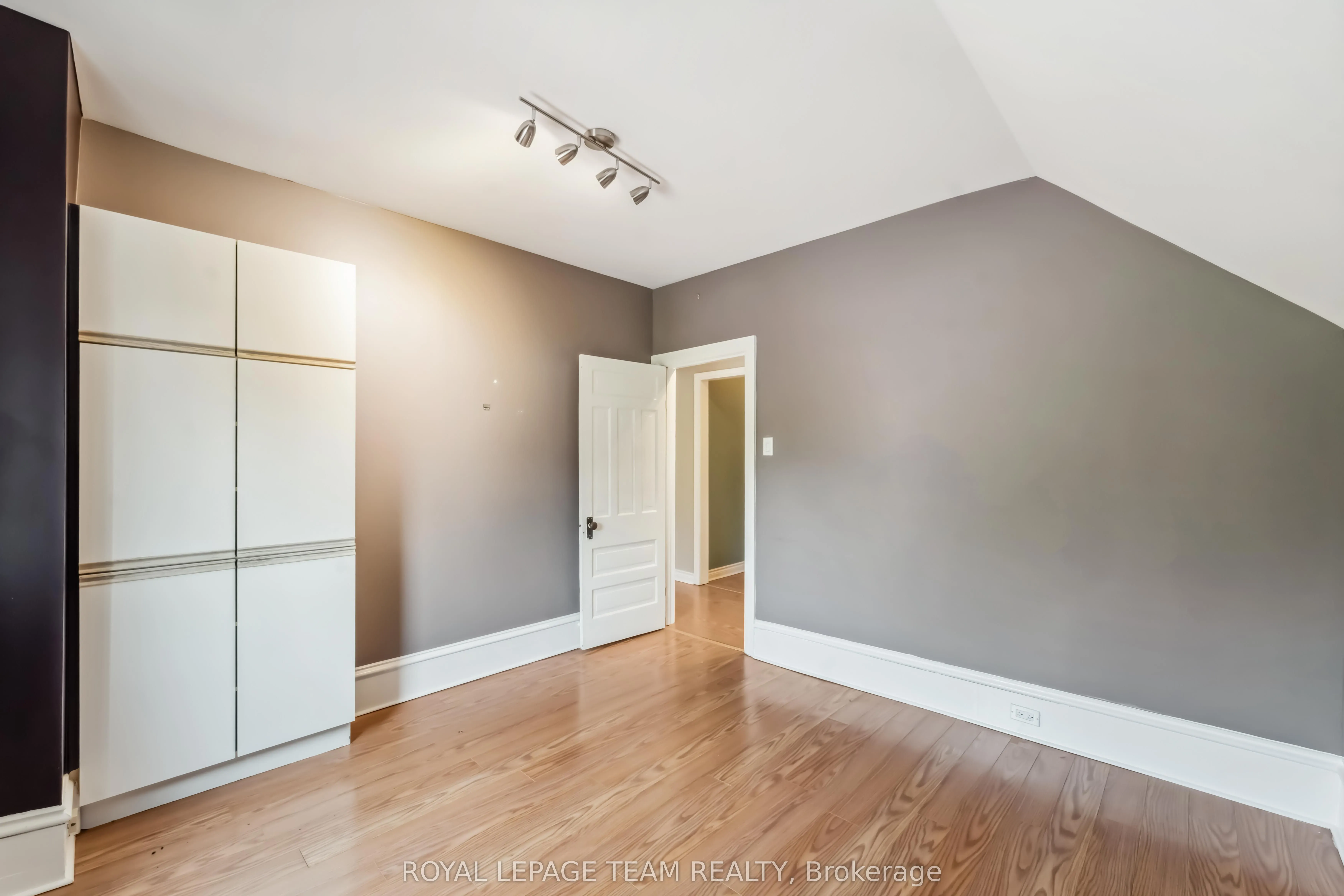 1538 Stittsville Main Street