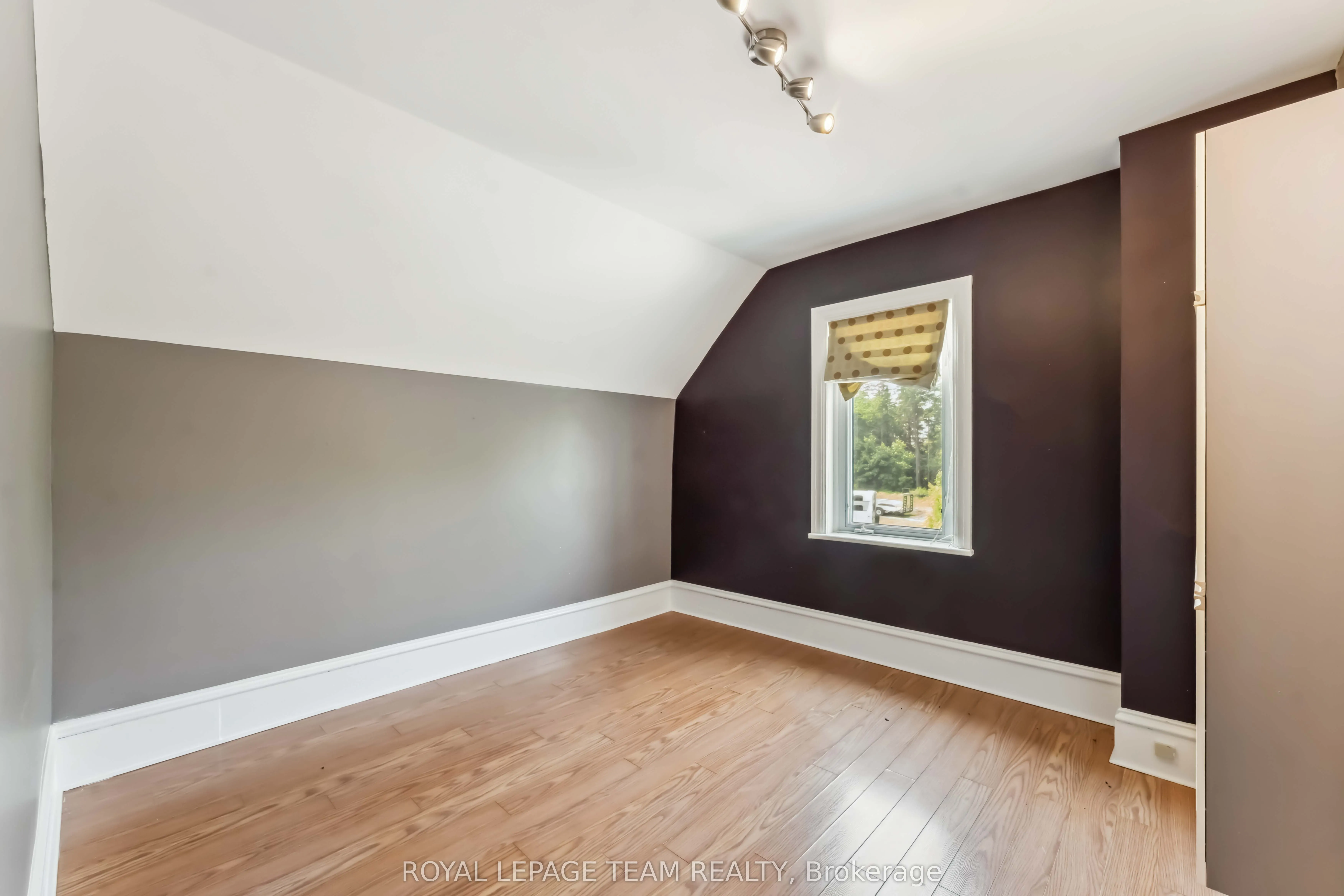 1538 Stittsville Main Street