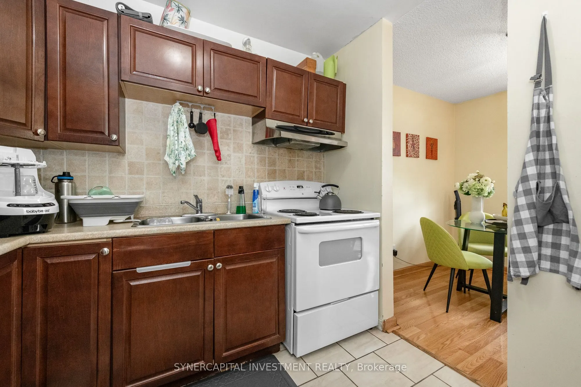 2000 Jasmine Crescent, #1202
