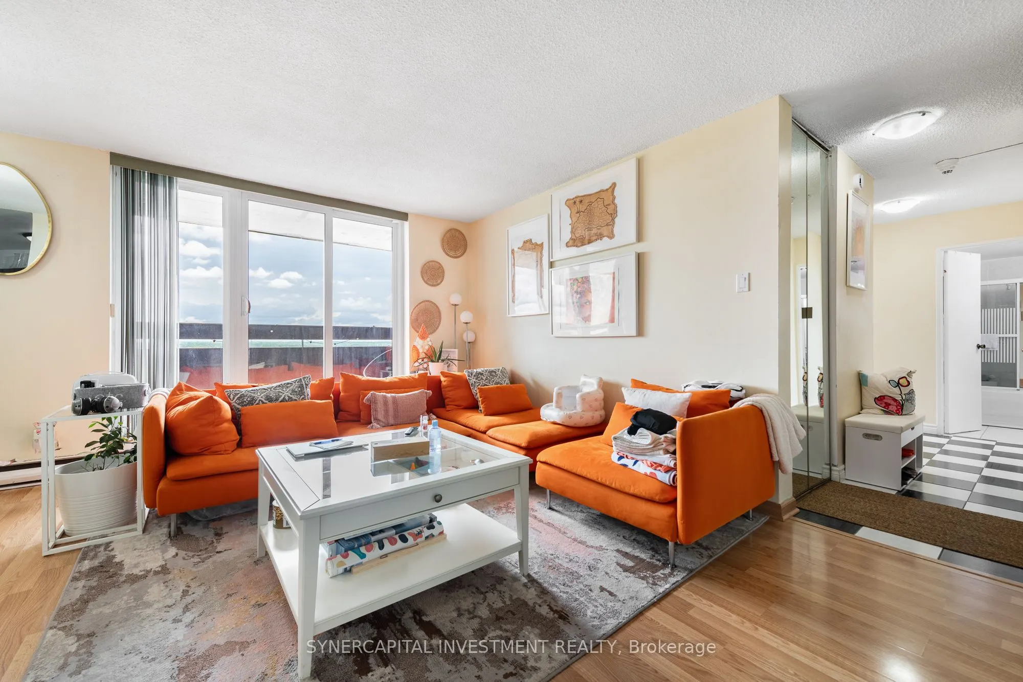 2000 Jasmine Crescent, #1202