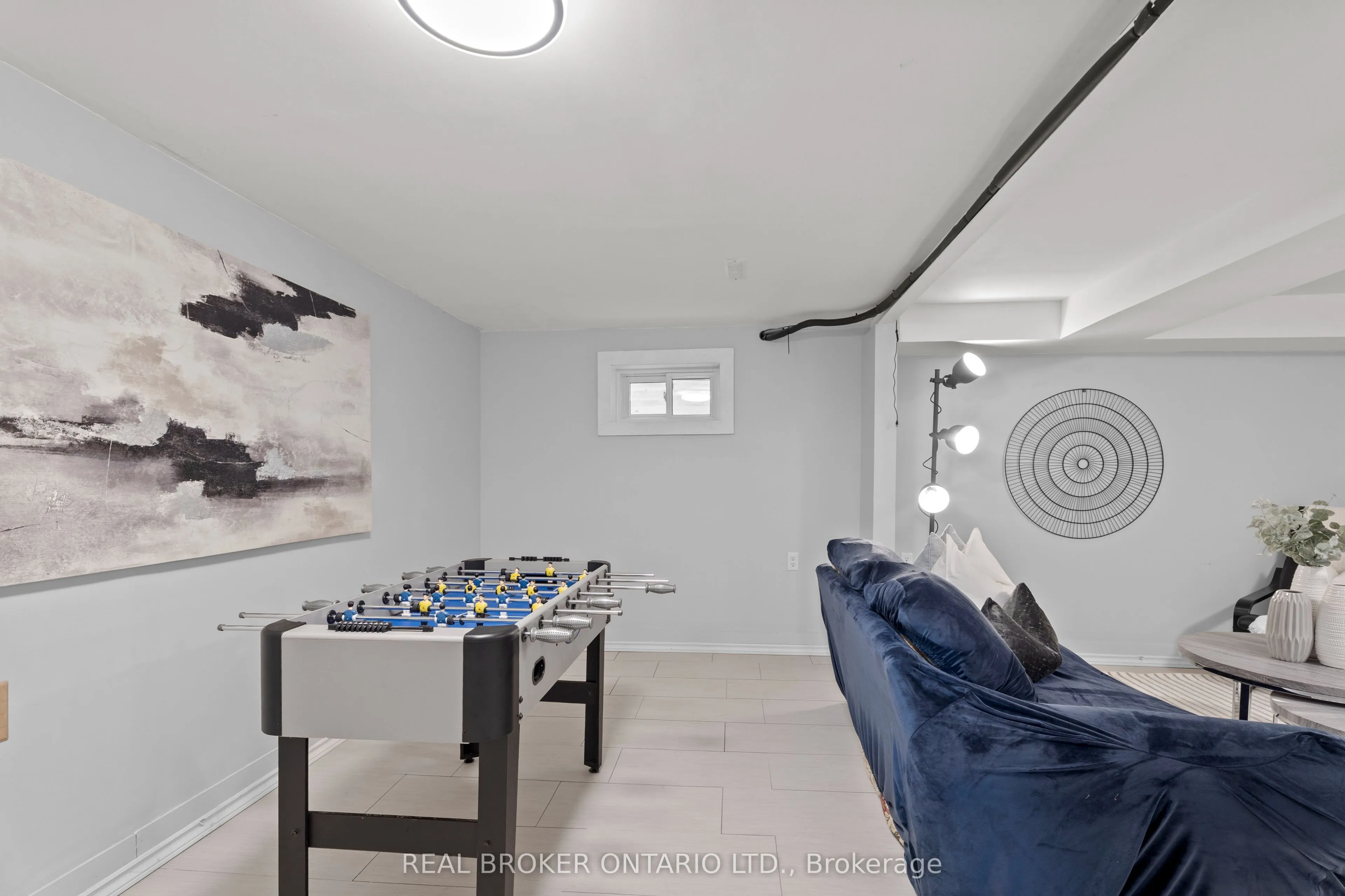 121 Bagot Street, #2