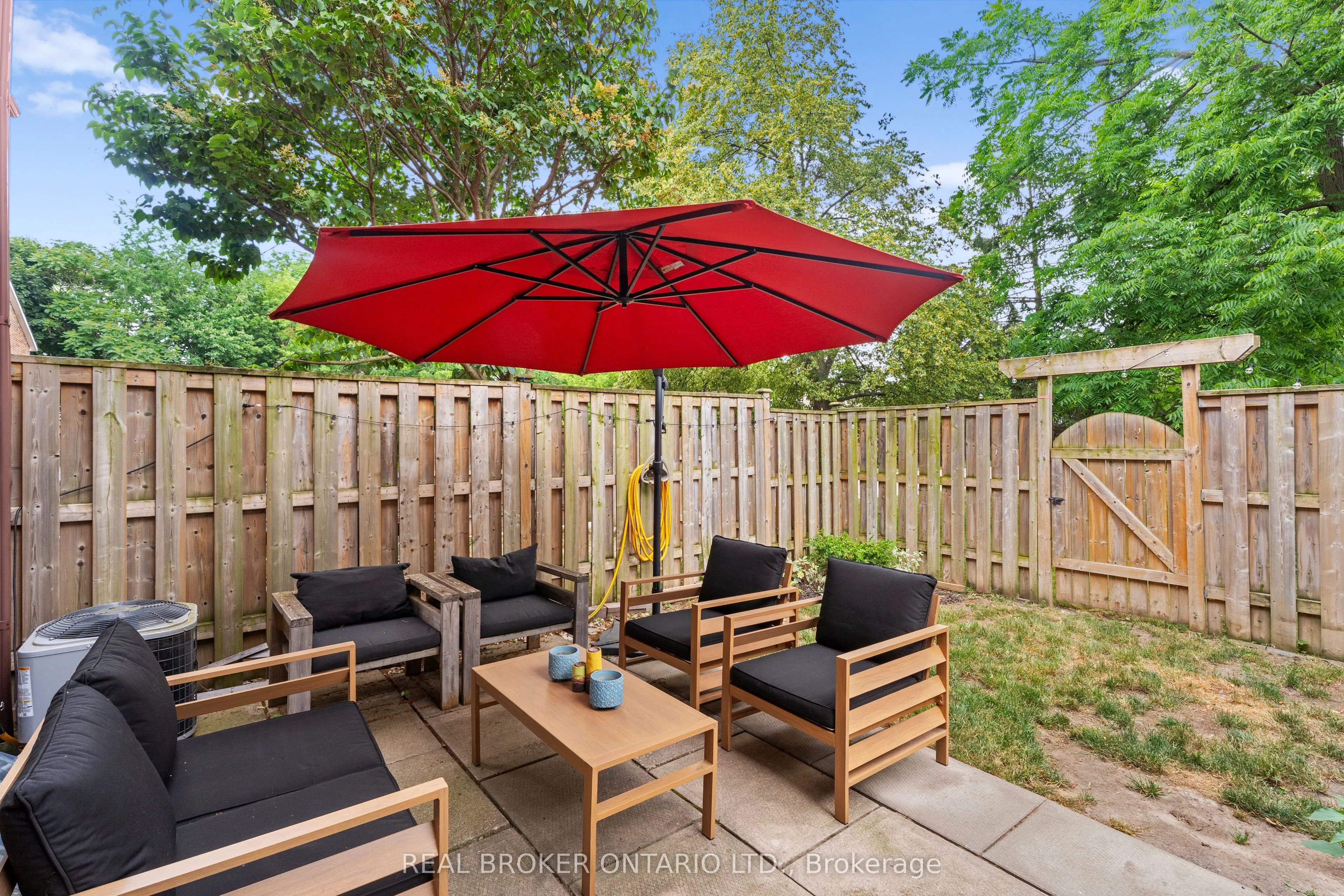 121 Bagot Street, #2