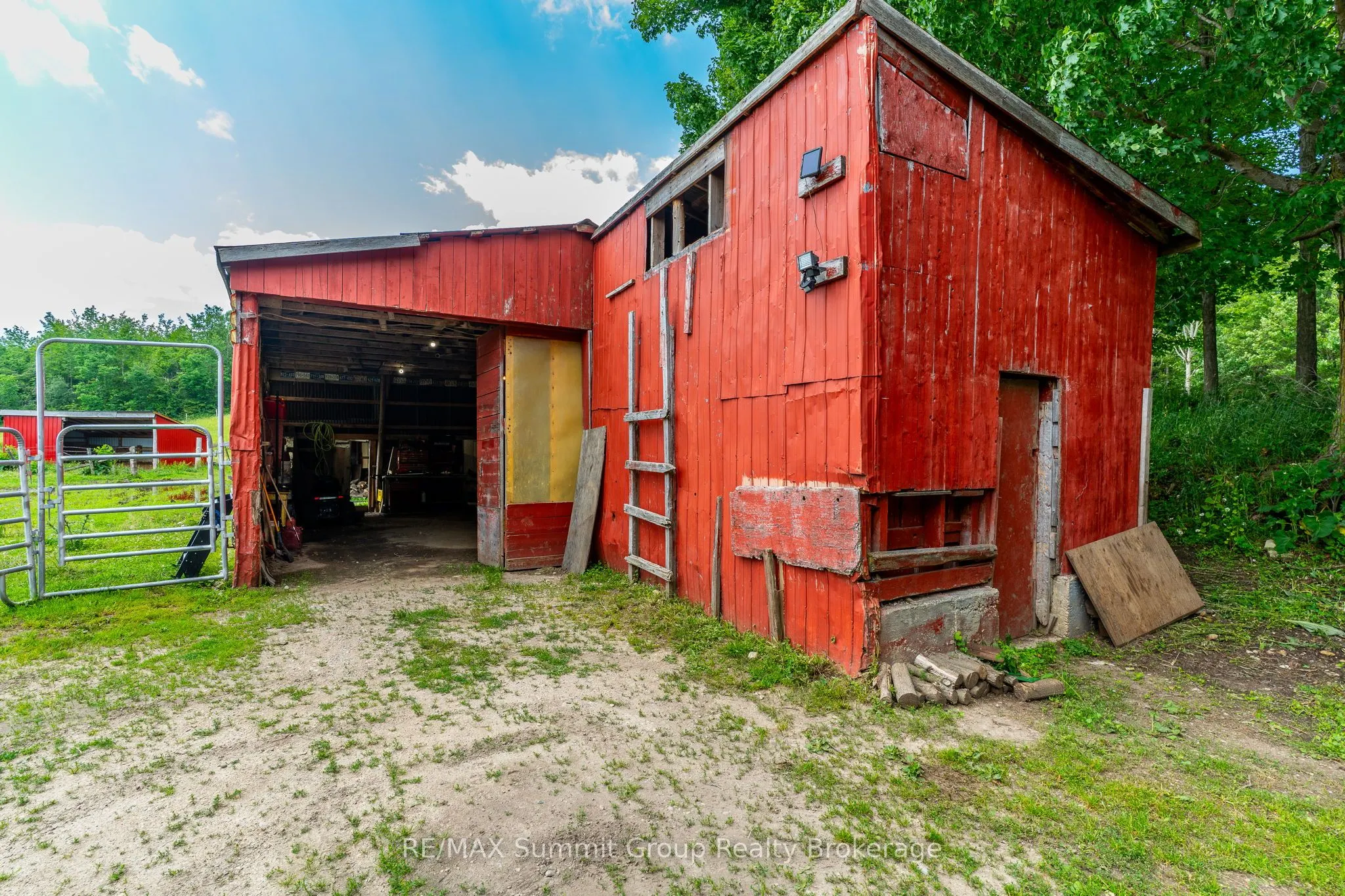 554014 Road 55