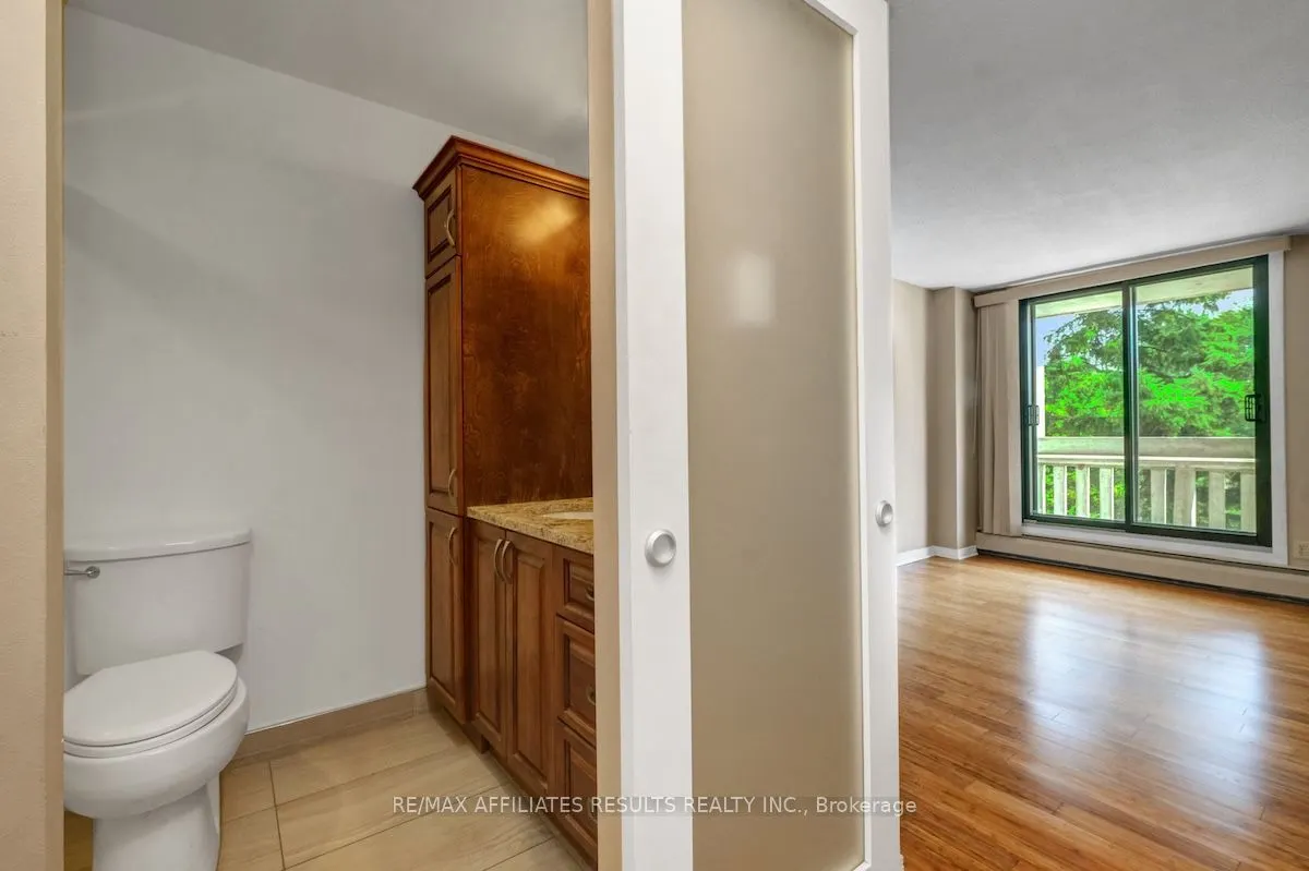 415 Greenview Avenue, #304