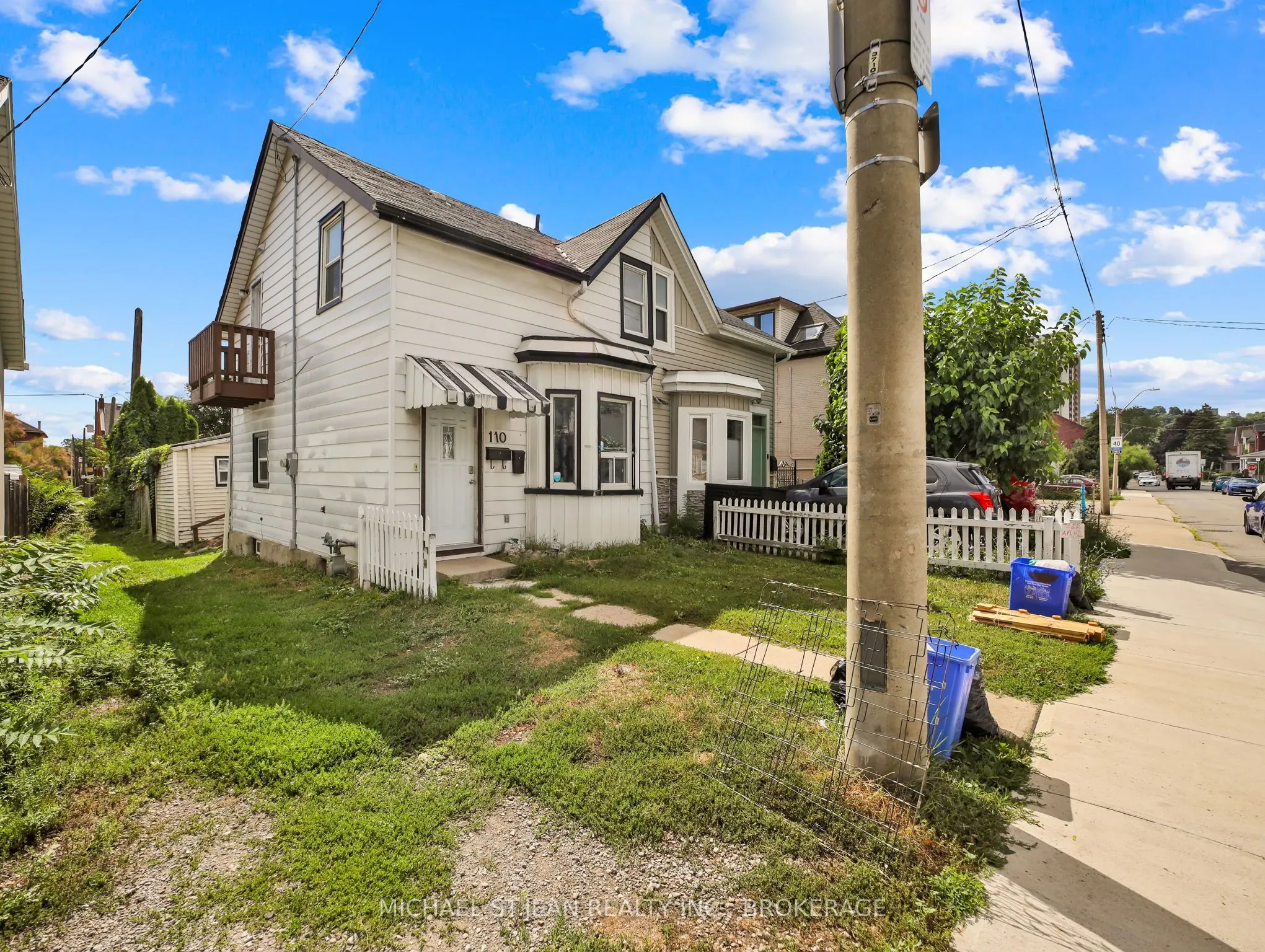 110 Emerald Street N