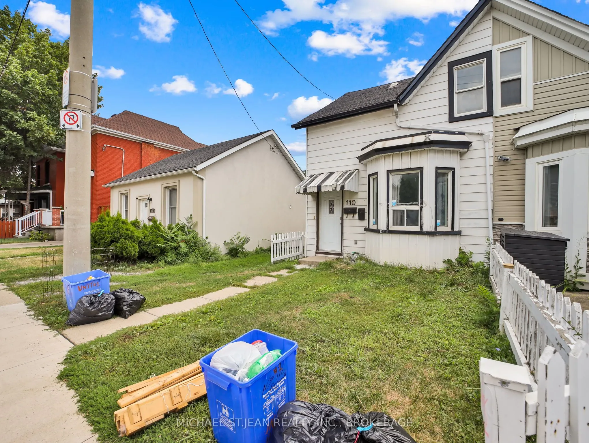 110 Emerald Street N