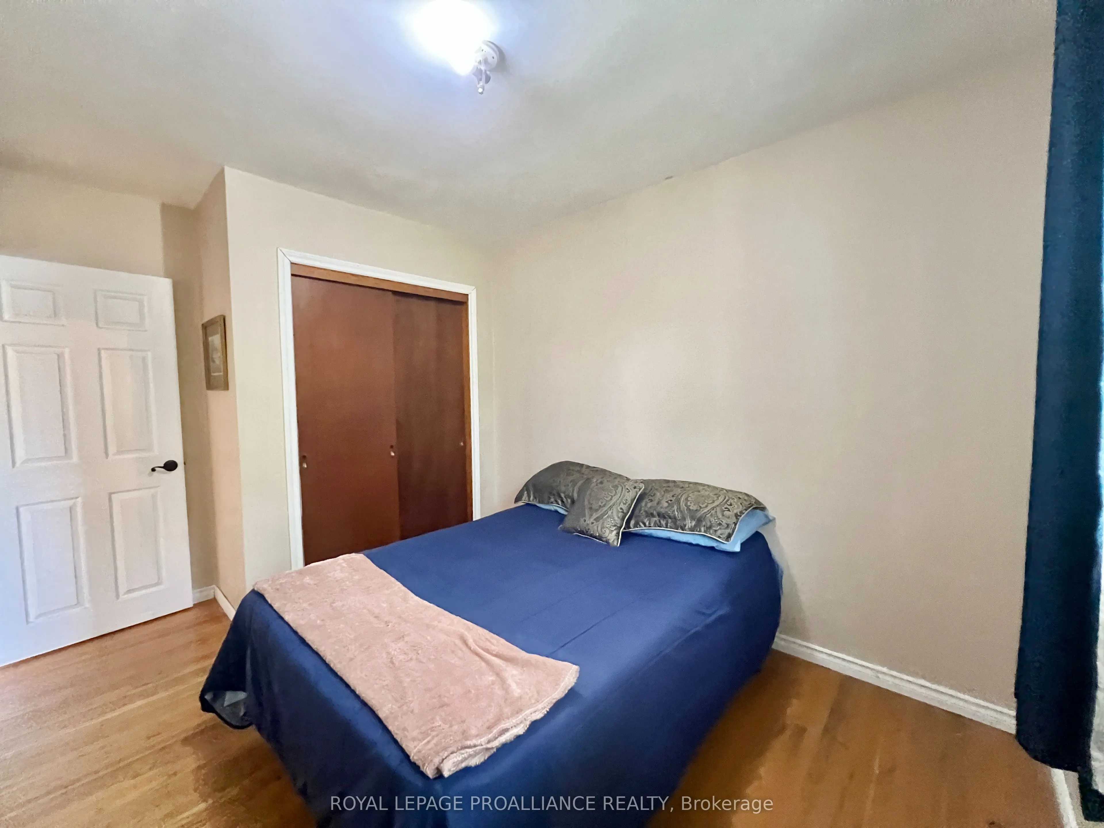 37 Bongard Crescent