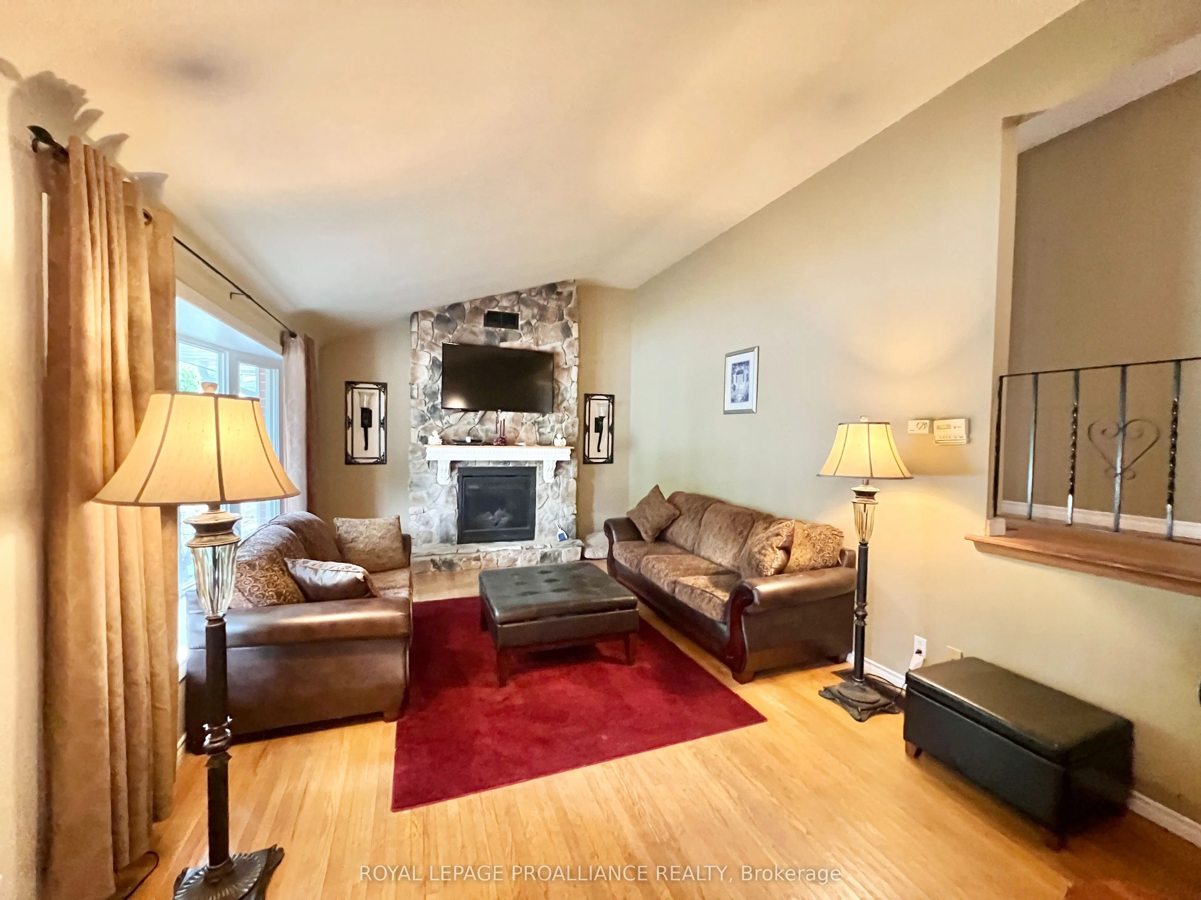 37 Bongard Crescent